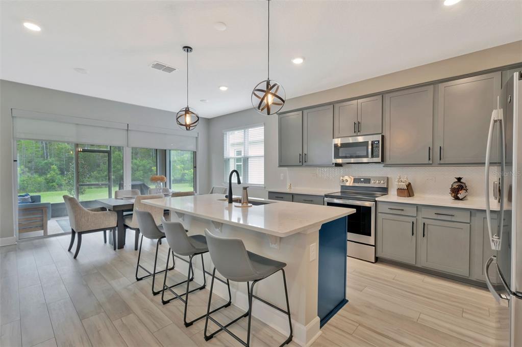 St Cloud, Florida, 34772, United States, 5 Bedrooms Bedrooms, ,3 BathroomsBathrooms,Residential,For Sale,1970821