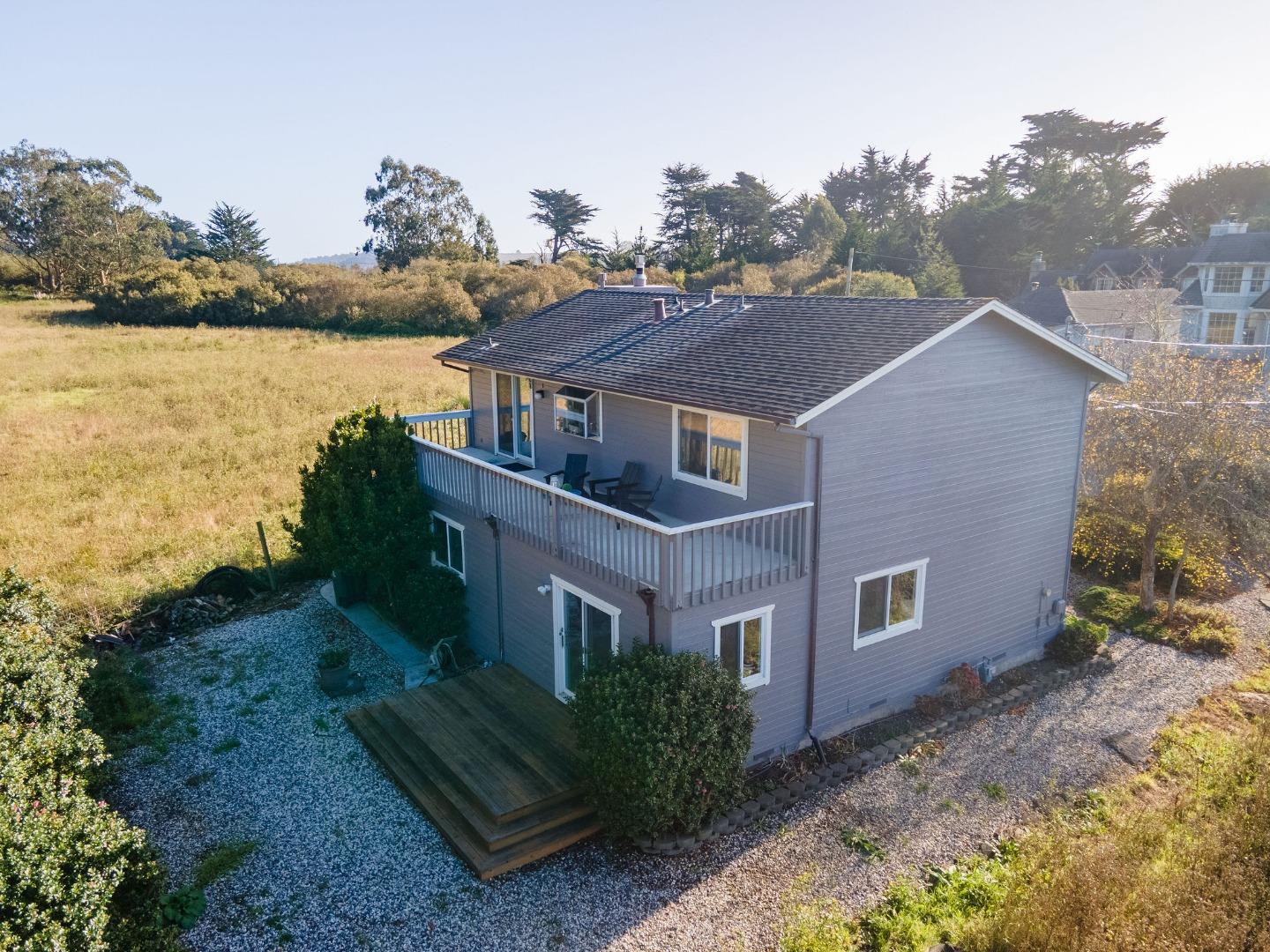 Moss Beach, California, 94038, United States, 3 Bedrooms Bedrooms, ,3 BathroomsBathrooms,Residential,For Sale,1989449