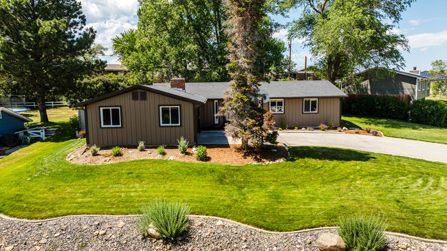 Buffalo, Wyoming, 82834, United States, 5 Bedrooms Bedrooms, ,2 BathroomsBathrooms,Residential,For Sale,1916157