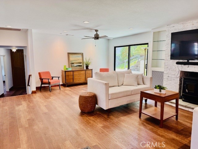 Canyon Lake, California, 92587, United States, 3 Bedrooms Bedrooms, ,2 BathroomsBathrooms,Residential,For Sale,1921112
