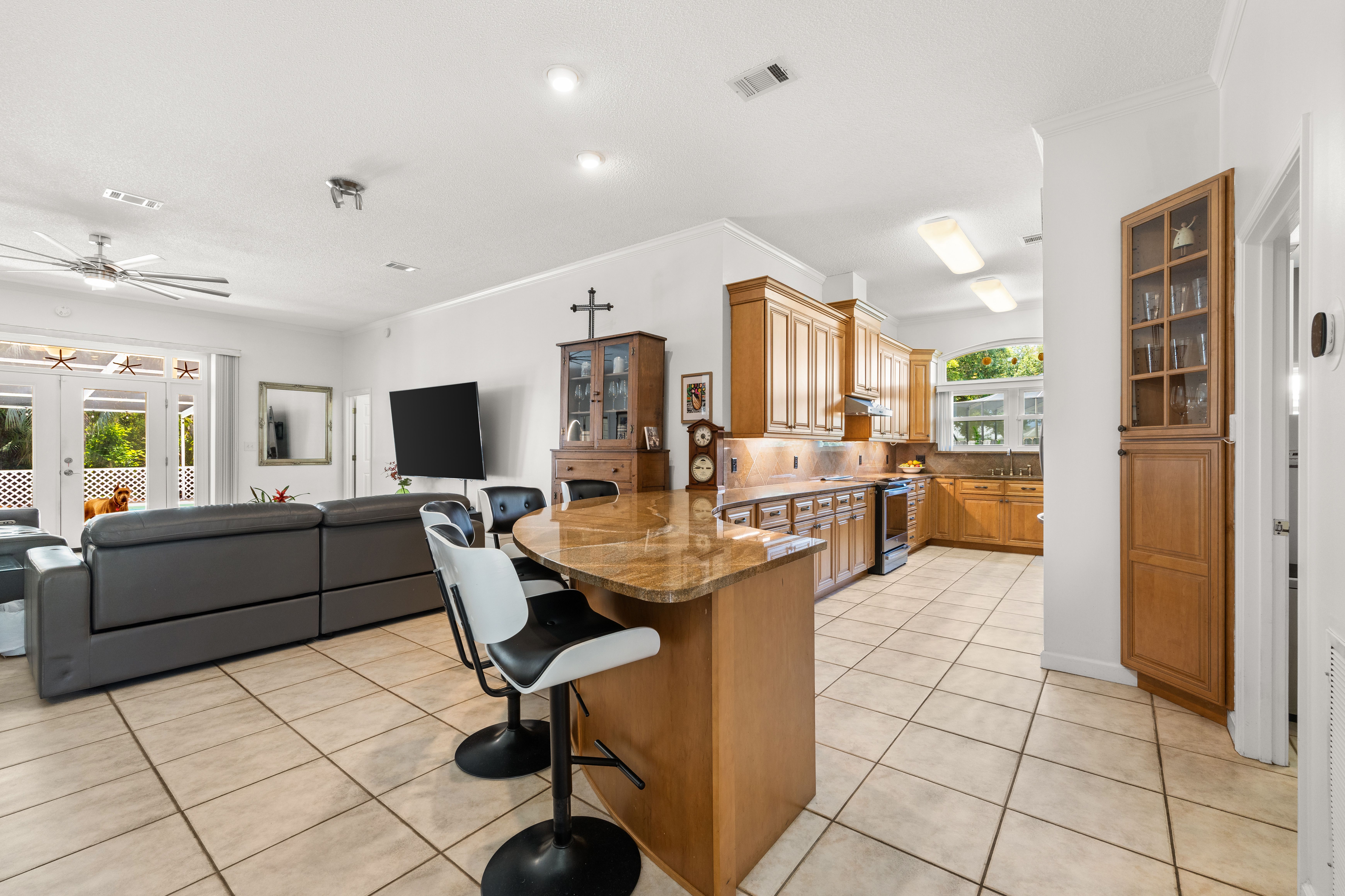  West End Panama City Beach Home with Pool & Short Distance to the Beach - 物件實景