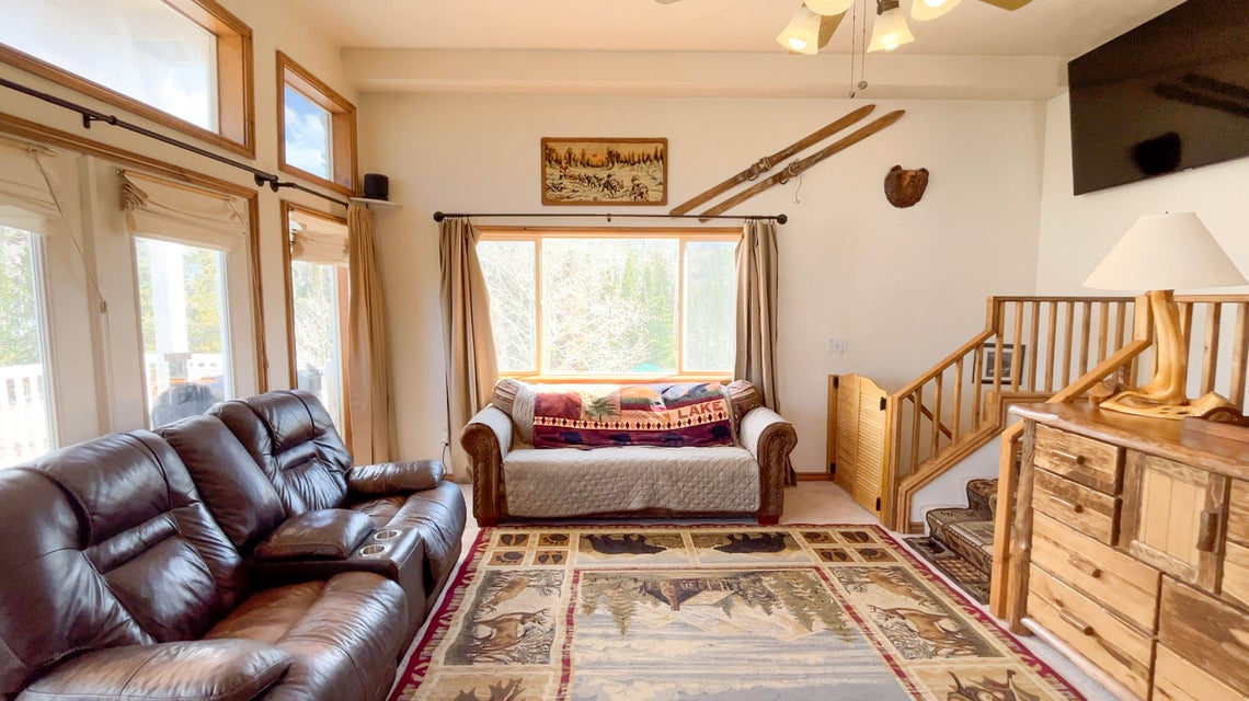 Brian Head, Utah, 84719, United States, 5 Bedrooms Bedrooms, ,3 BathroomsBathrooms,Residential,For Sale,1951004