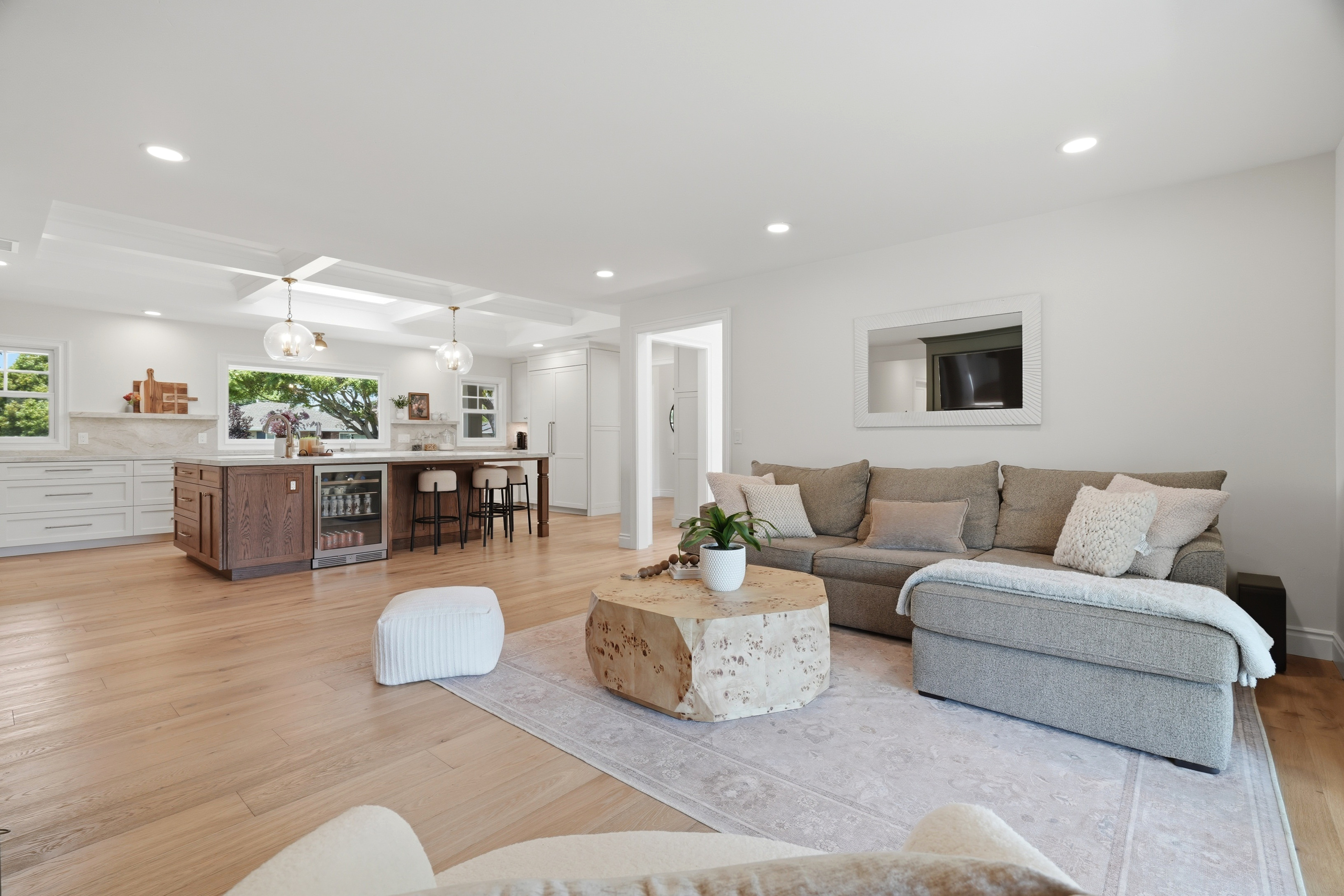  Luxury Campbell Living - 物件實景