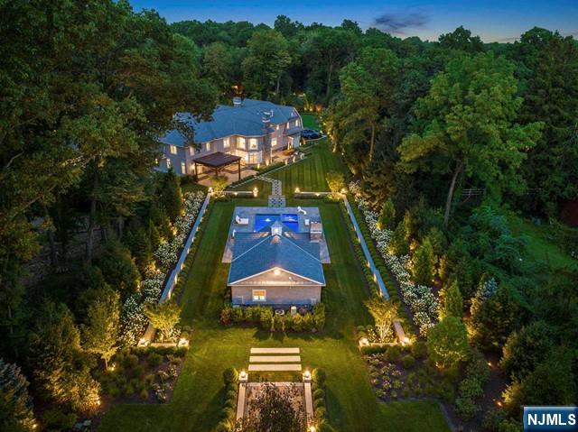 Saddle River, New Jersey, 07458, United States, 6 Bedrooms Bedrooms, ,10 BathroomsBathrooms,Residential,For Sale,1793660