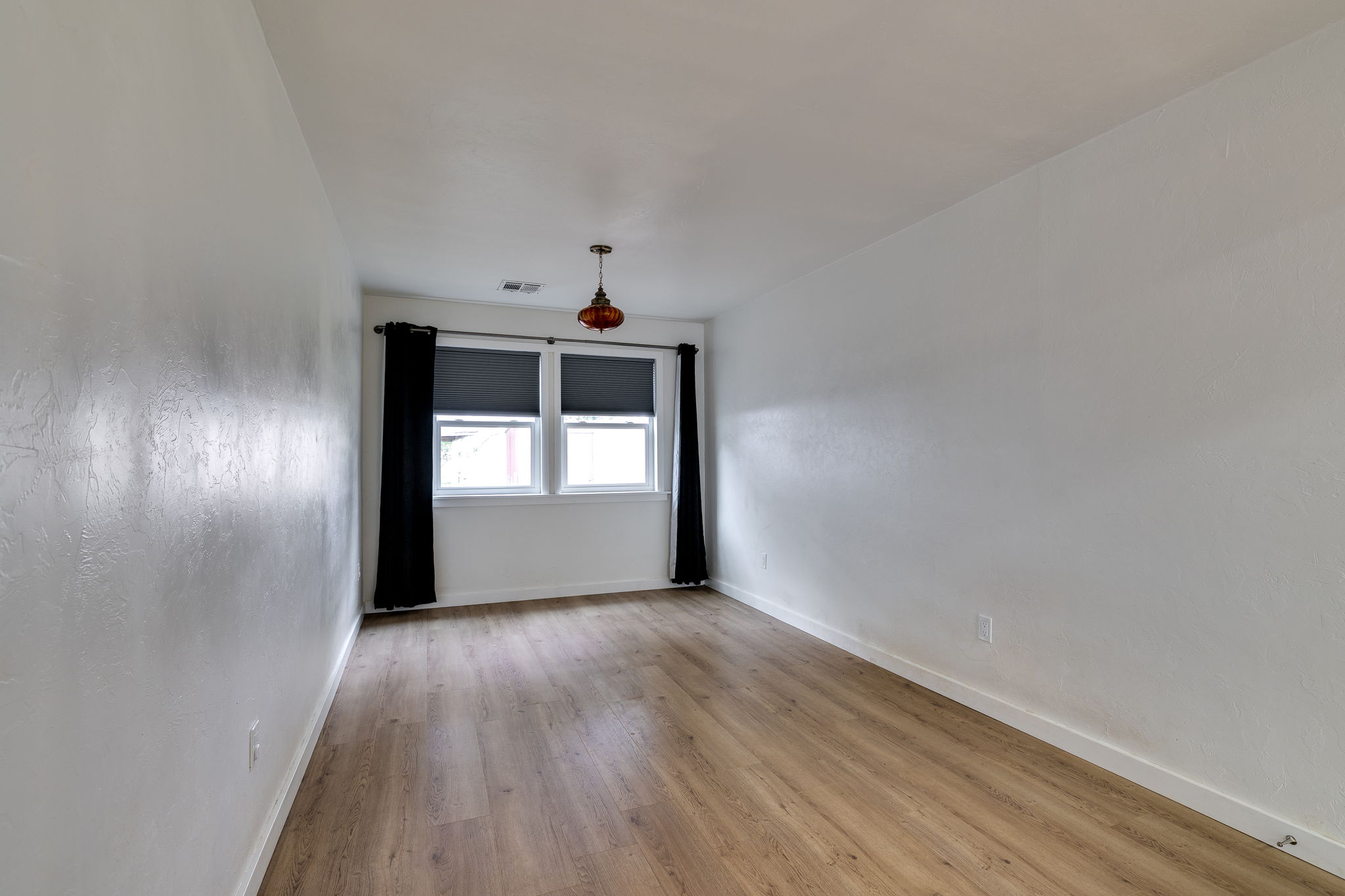  316 E Jackson Street, Crescent, OK 73028 - 物件實景