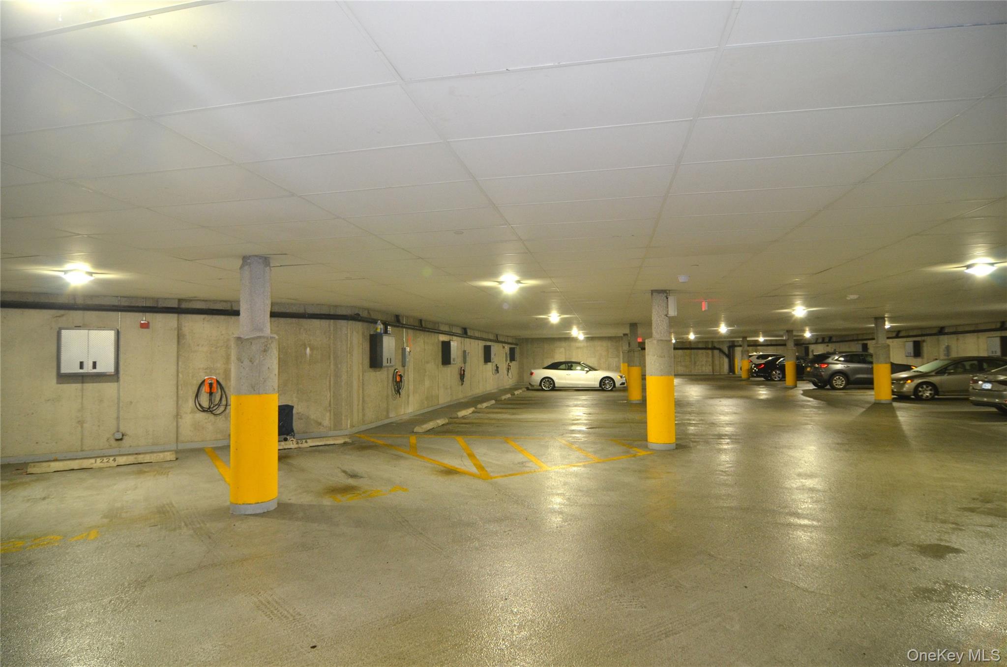 Haverstraw, New York, 10927, United States, 2 Bedrooms Bedrooms, ,2 BathroomsBathrooms,Residential,For Sale,1961426