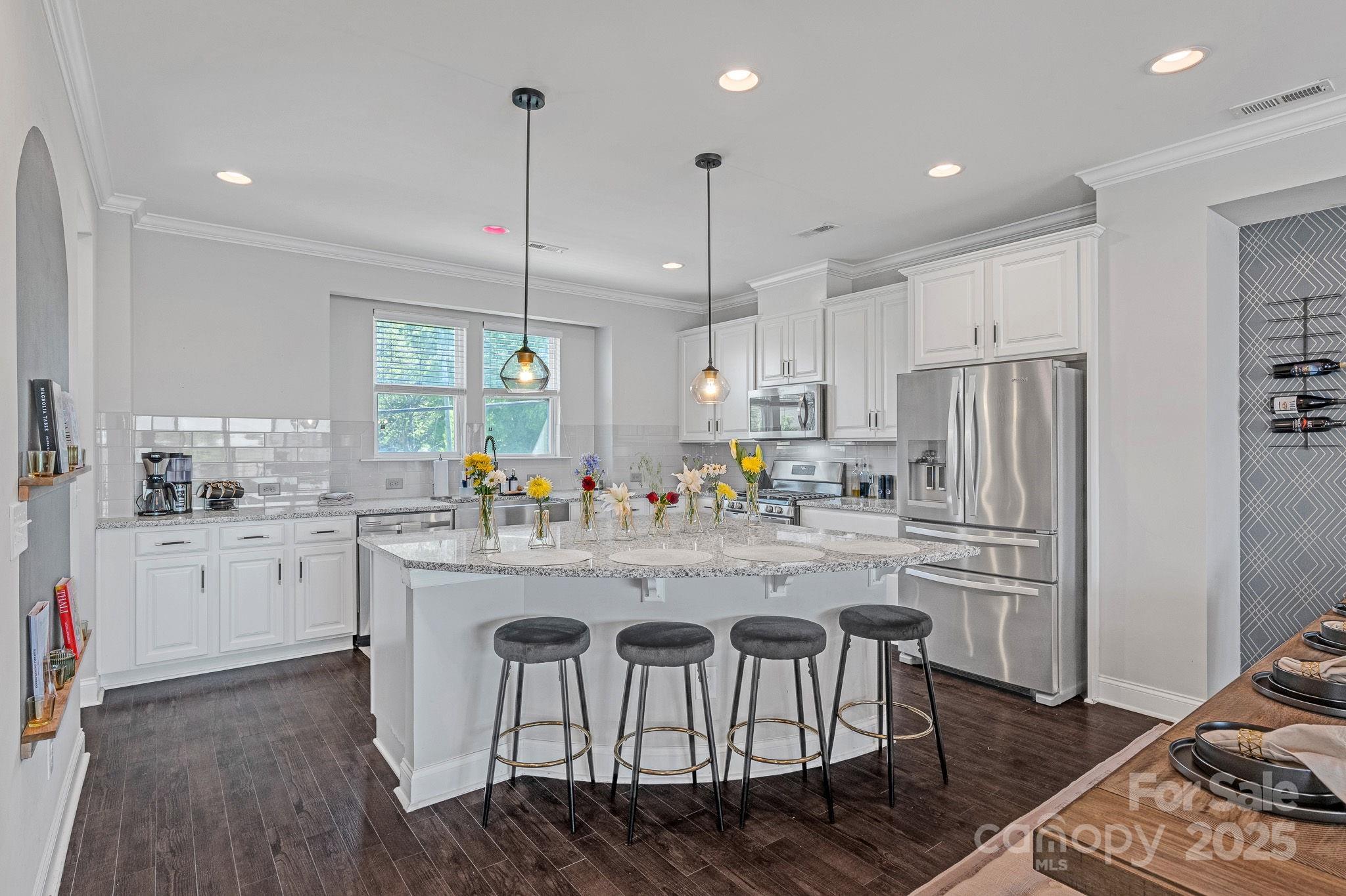 Charlotte, North Carolina, 28206, United States, 3 Bedrooms Bedrooms, ,4 BathroomsBathrooms,Residential,For Sale,1778034