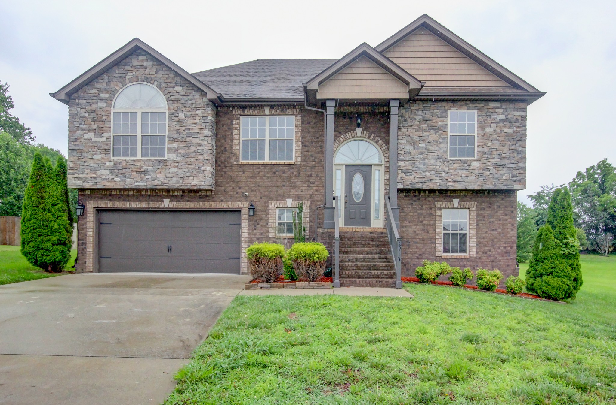 Mcmanus Cir, Clarksville, TN 37042