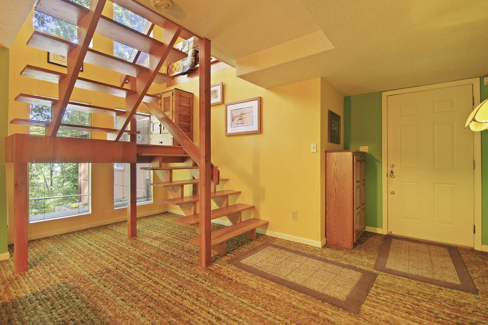 COLUMBIA, Missouri, 65203, United States, 5 Bedrooms Bedrooms, ,3 BathroomsBathrooms,Residential,For Sale,1975322