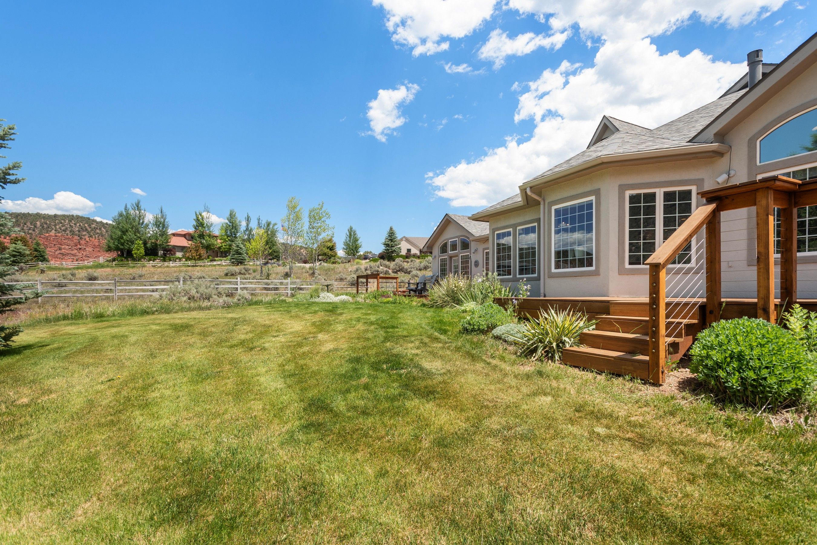  Move-In Ready Mountain Living - 物件實景