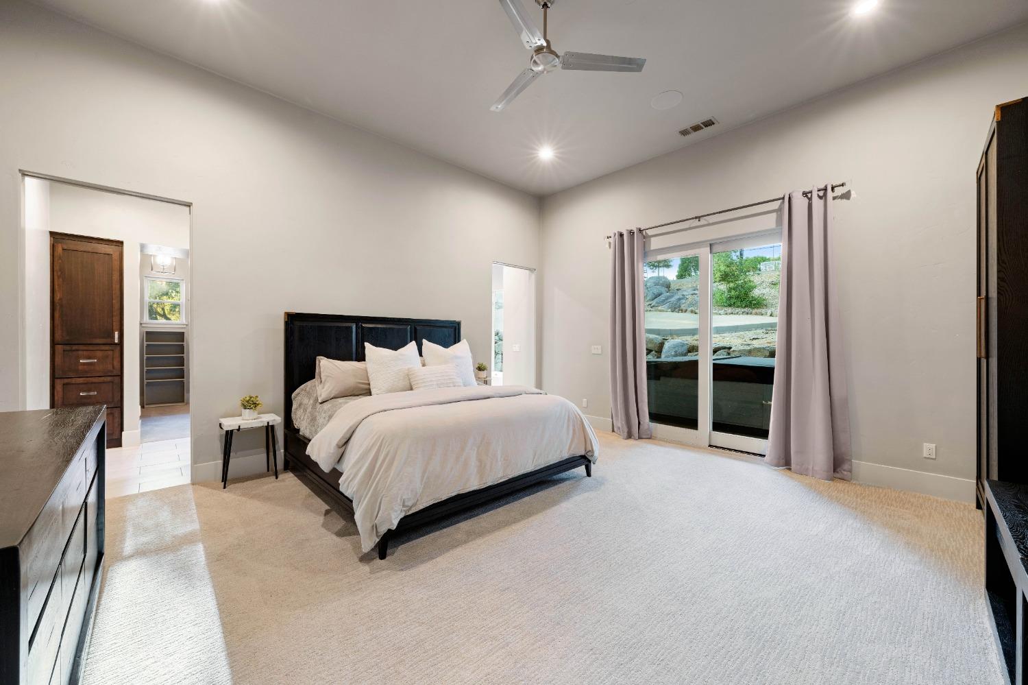 Loomis, California, 95650, United States, 5 Bedrooms Bedrooms, ,6 BathroomsBathrooms,Residential,For Sale,1744630