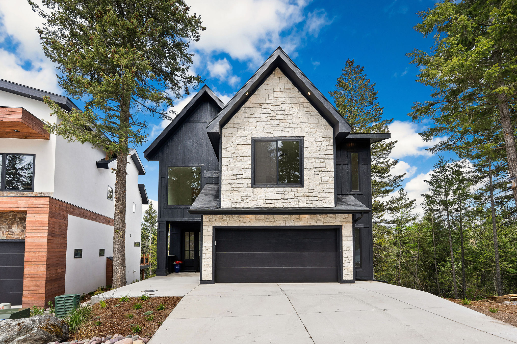  215 Whisper Ridge Drive - 物件實景