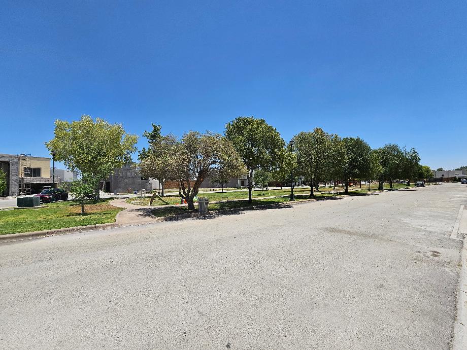 Torreón, Coahuila de Zaragoza, 27105, Mexico, 3 Bedrooms Bedrooms, ,6 BathroomsBathrooms,Residential,For Sale,1994630