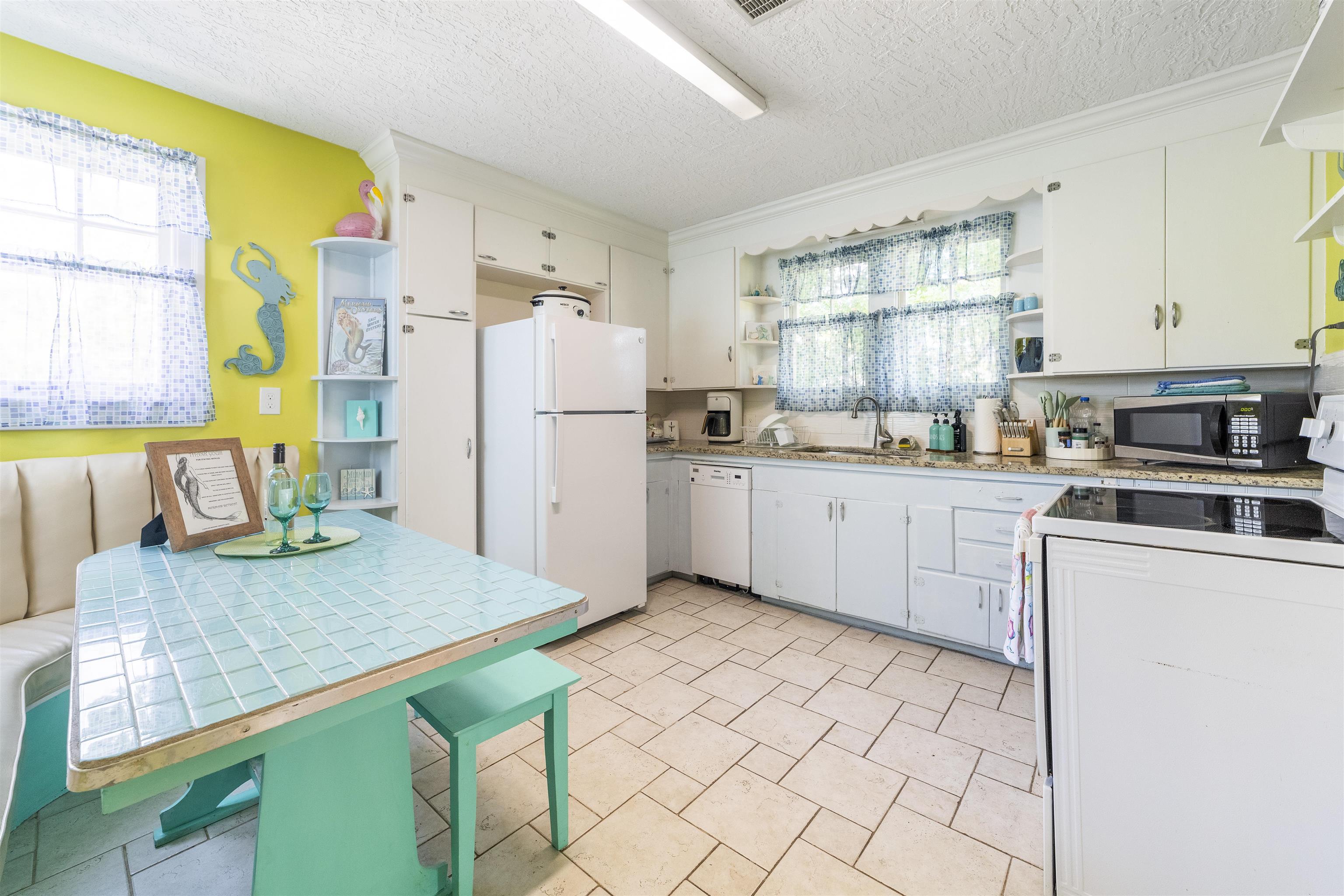 St. Augustine, Florida, 32084, United States, 3 Bedrooms Bedrooms, ,2 BathroomsBathrooms,Residential,For Sale,1975418