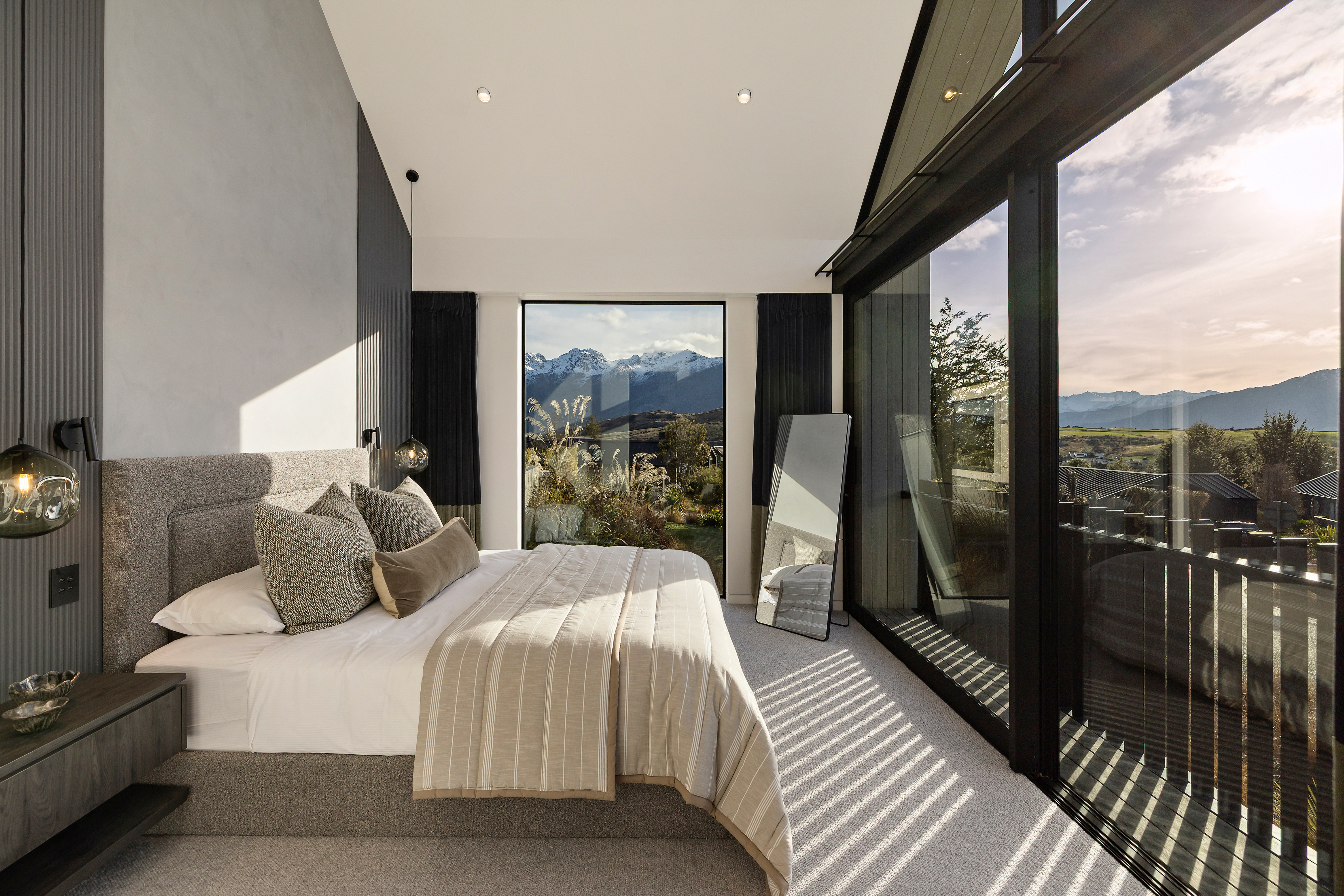  Architecturally Designed Mountain Home - 物件實景