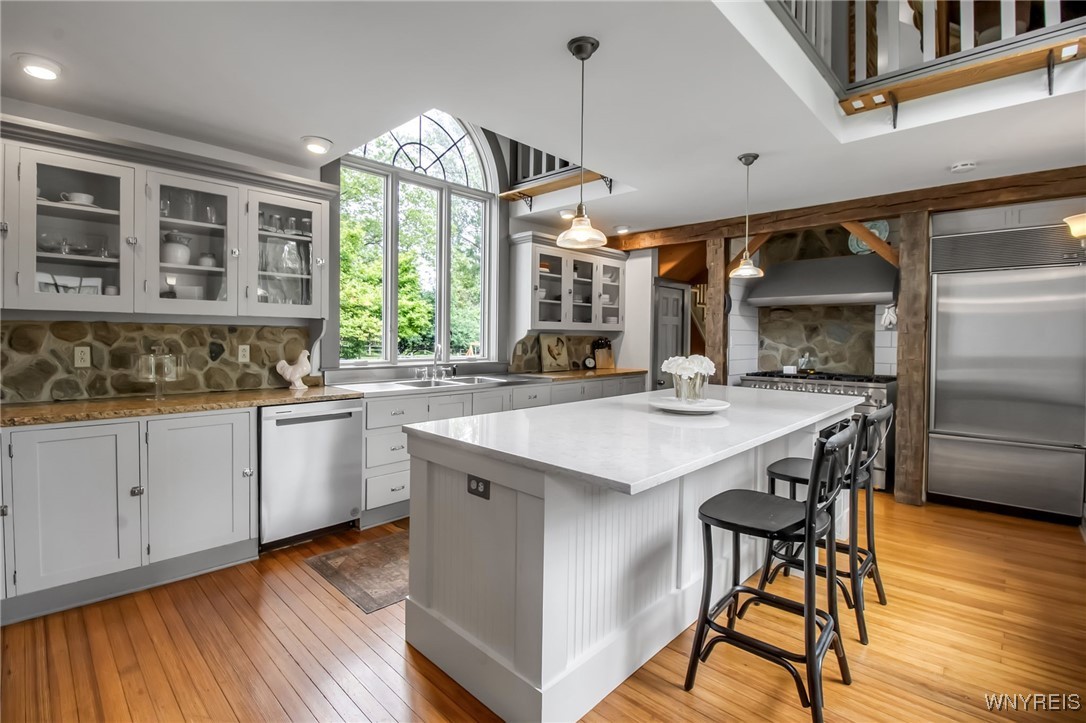 Aurora, New York, 14052, United States, 3 Bedrooms Bedrooms, ,3 BathroomsBathrooms,Residential,For Sale,1865001