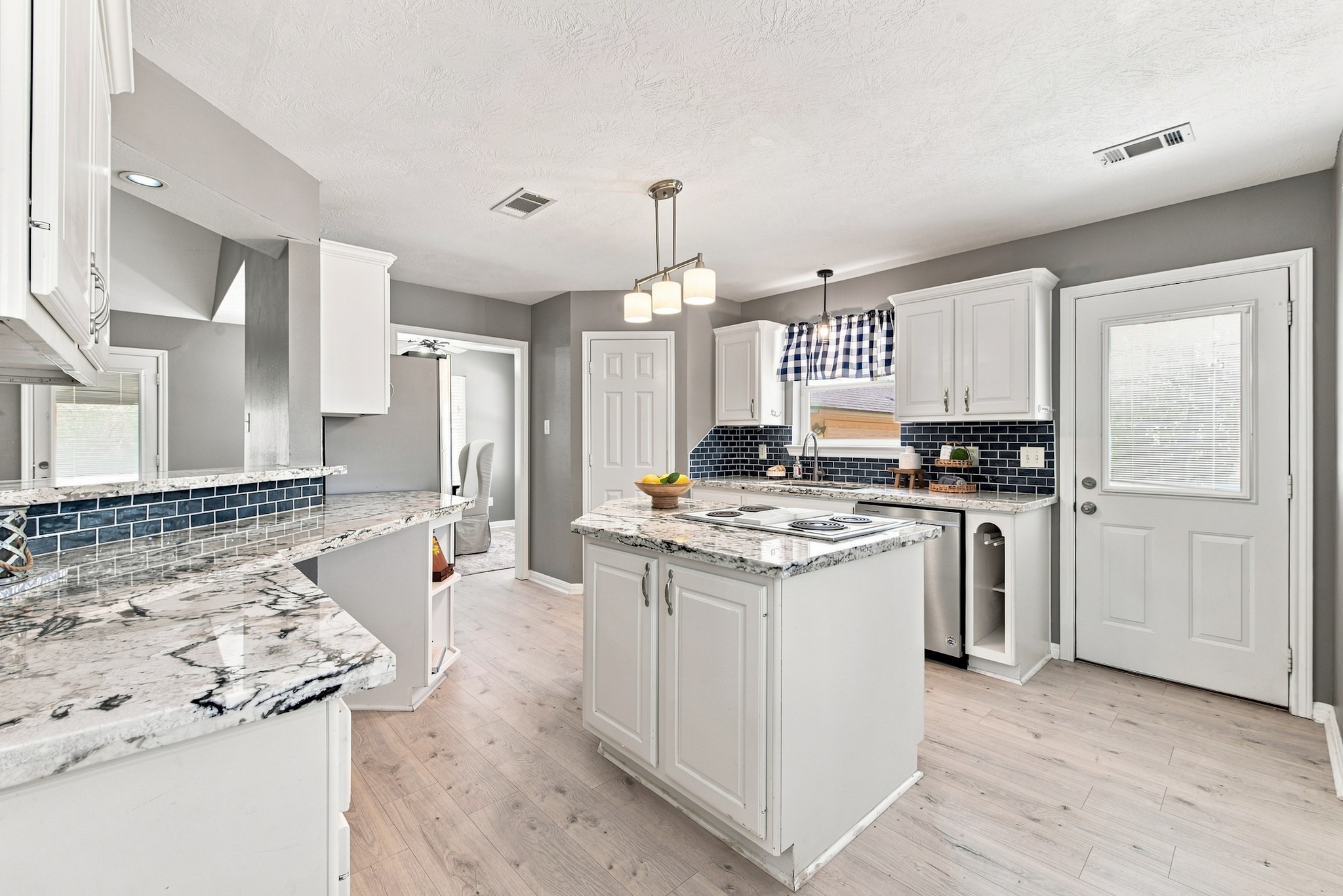  6826 Bendwood, College Station, TX 77845 - 物件實景