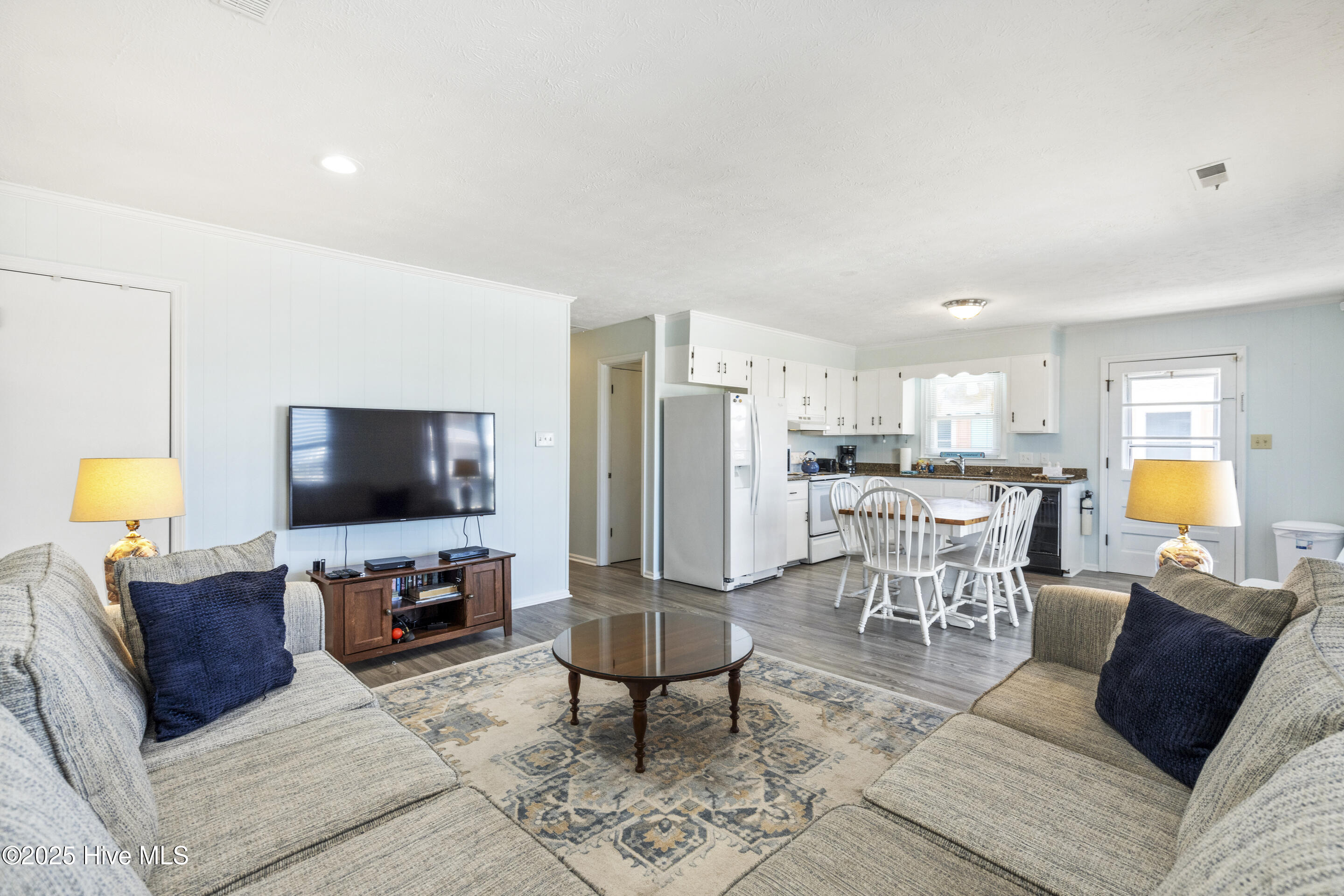 Surf City, North Carolina, 28445, United States, 3 Bedrooms Bedrooms, ,2 BathroomsBathrooms,Residential,For Sale,1794333