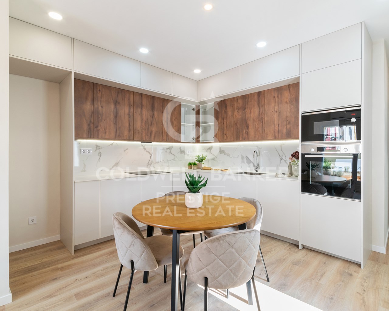 Barcelona, Catalonia, ES, 3 Bedrooms Bedrooms, ,2 BathroomsBathrooms,Residential,For Sale,1713051