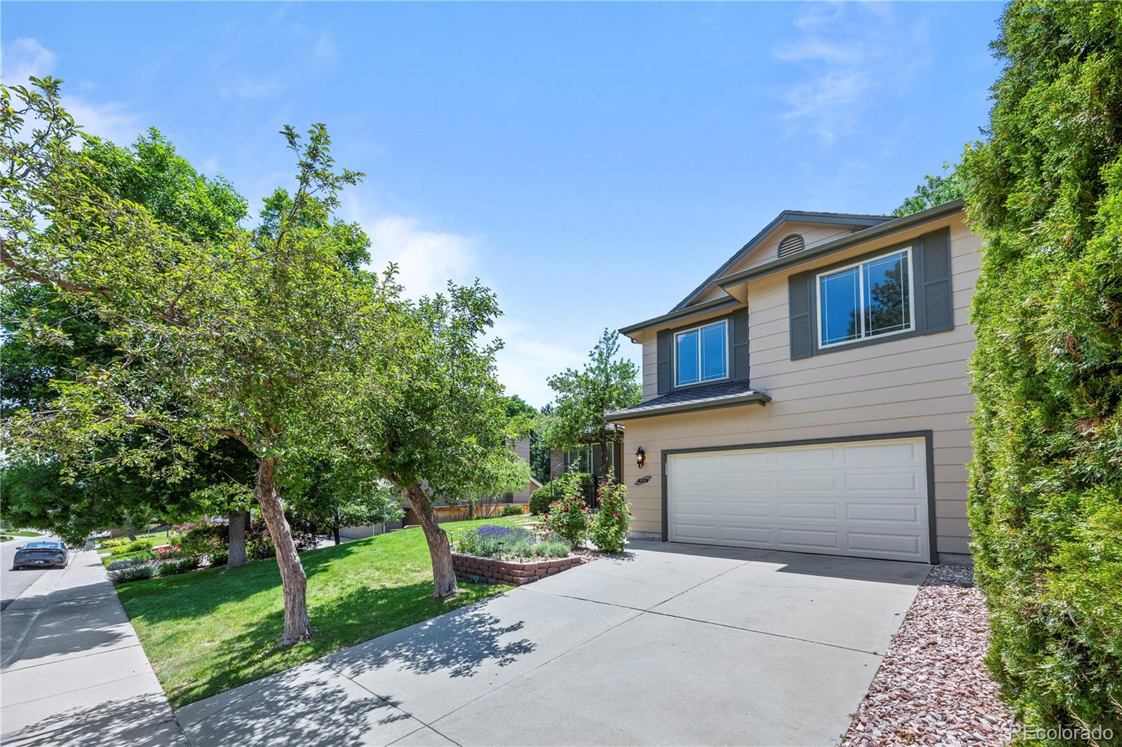 Highlands Ranch, Colorado, 80126, United States, 4 Bedrooms Bedrooms, ,3 BathroomsBathrooms,Residential,For Sale,1883252