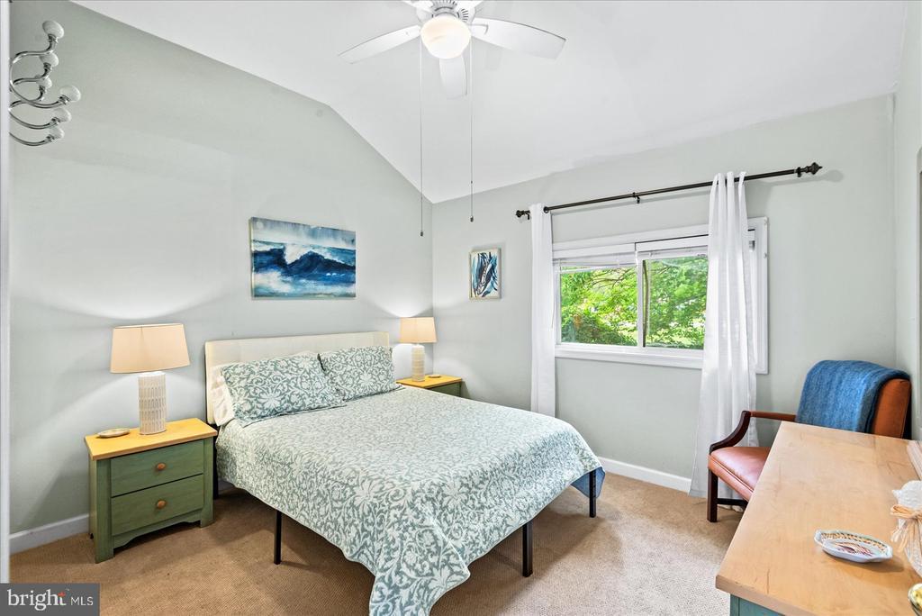 Colonial Beach, Virginia, 22443, United States, 4 Bedrooms Bedrooms, ,2 BathroomsBathrooms,Residential,For Sale,1926238