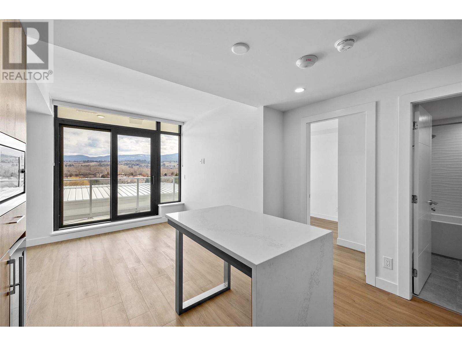 KELOWNA, British Columbia, V1W 3L2, CA, 1 Bedroom Bedrooms, ,1 BathroomBathrooms,Residential,For Sale,1839166