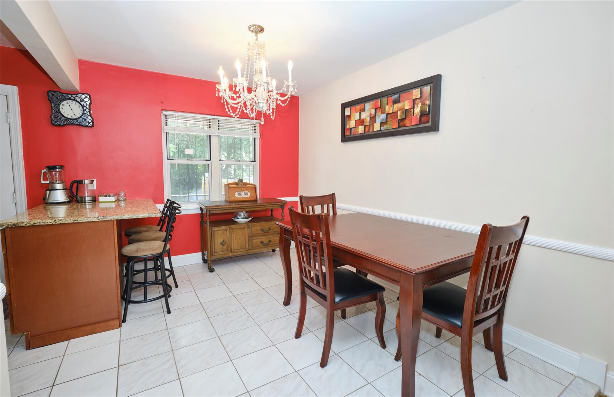 Bronx, New York, 10469, United States, 3 Bedrooms Bedrooms, ,3 BathroomsBathrooms,Residential,For Sale,1907076