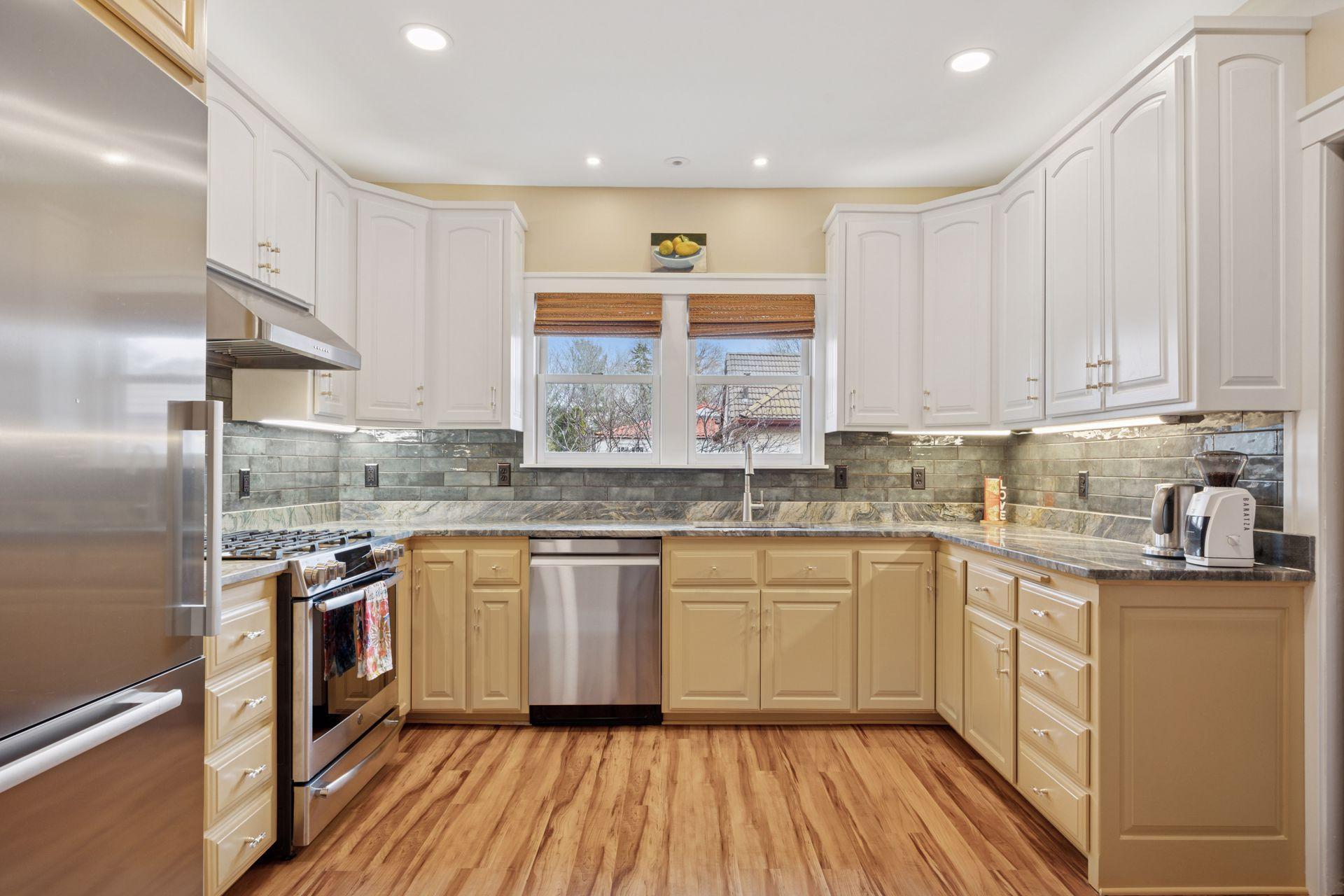 Saint Paul, Minnesota, 55105, United States, 5 Bedrooms Bedrooms, ,3 BathroomsBathrooms,Residential,For Sale,1767572