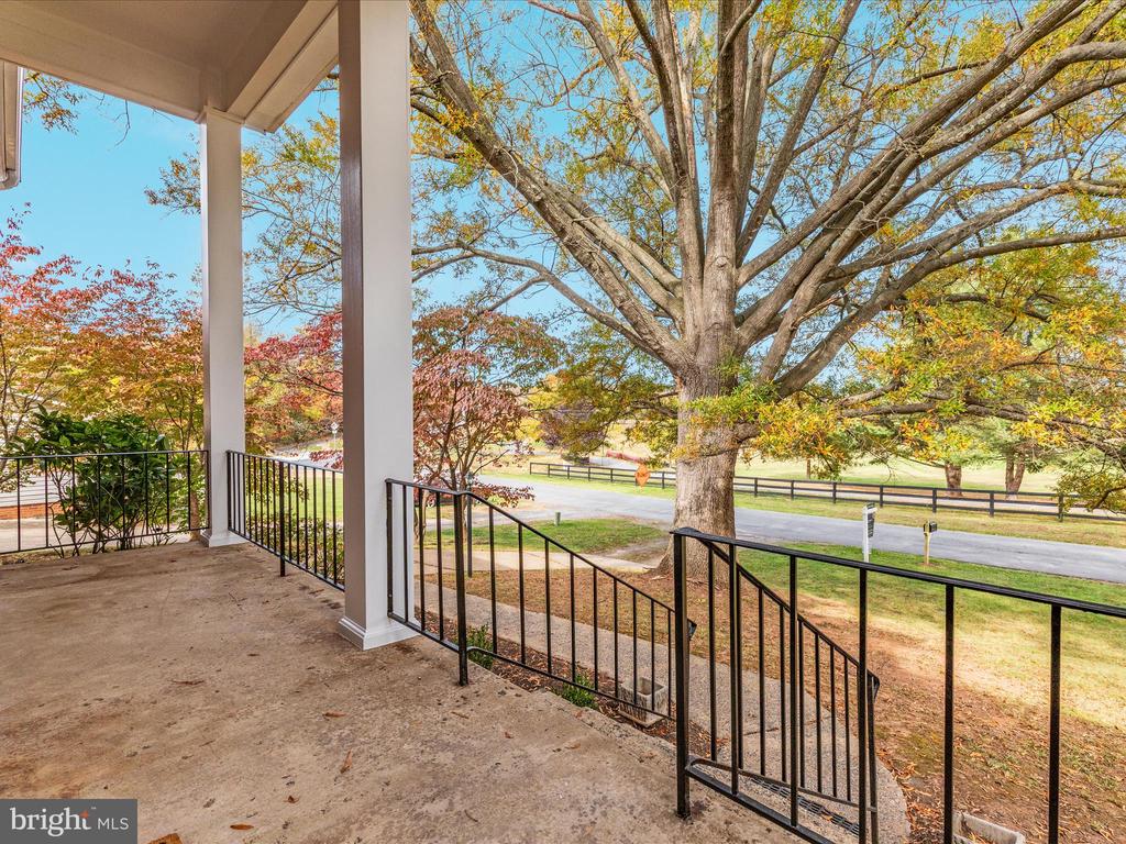 Leesburg, Virginia, 20176, United States, 6 Bedrooms Bedrooms, ,3 BathroomsBathrooms,Residential,For Sale,1979496