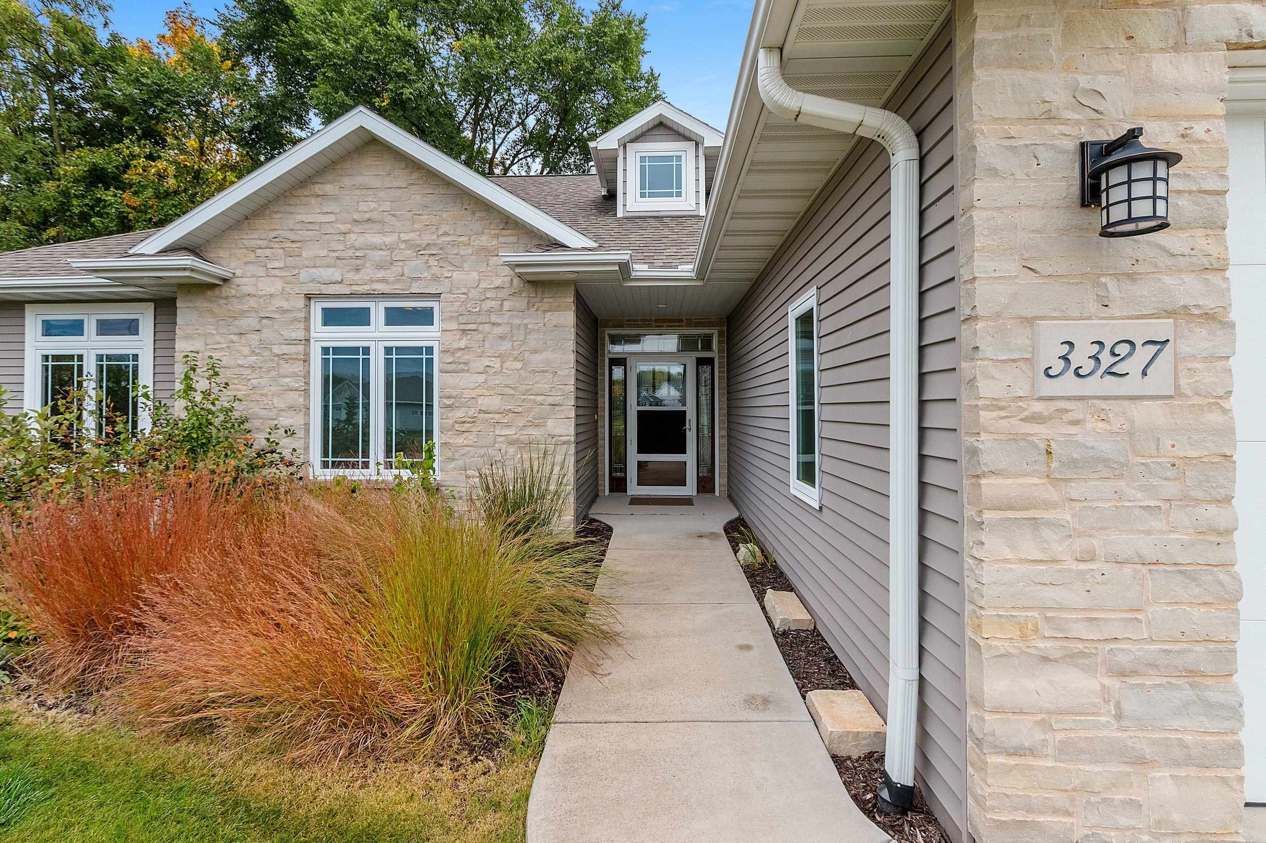 GREEN BAY, Wisconsin, 54311, United States, 3 Bedrooms Bedrooms, ,3 BathroomsBathrooms,Residential,For Sale,1997411