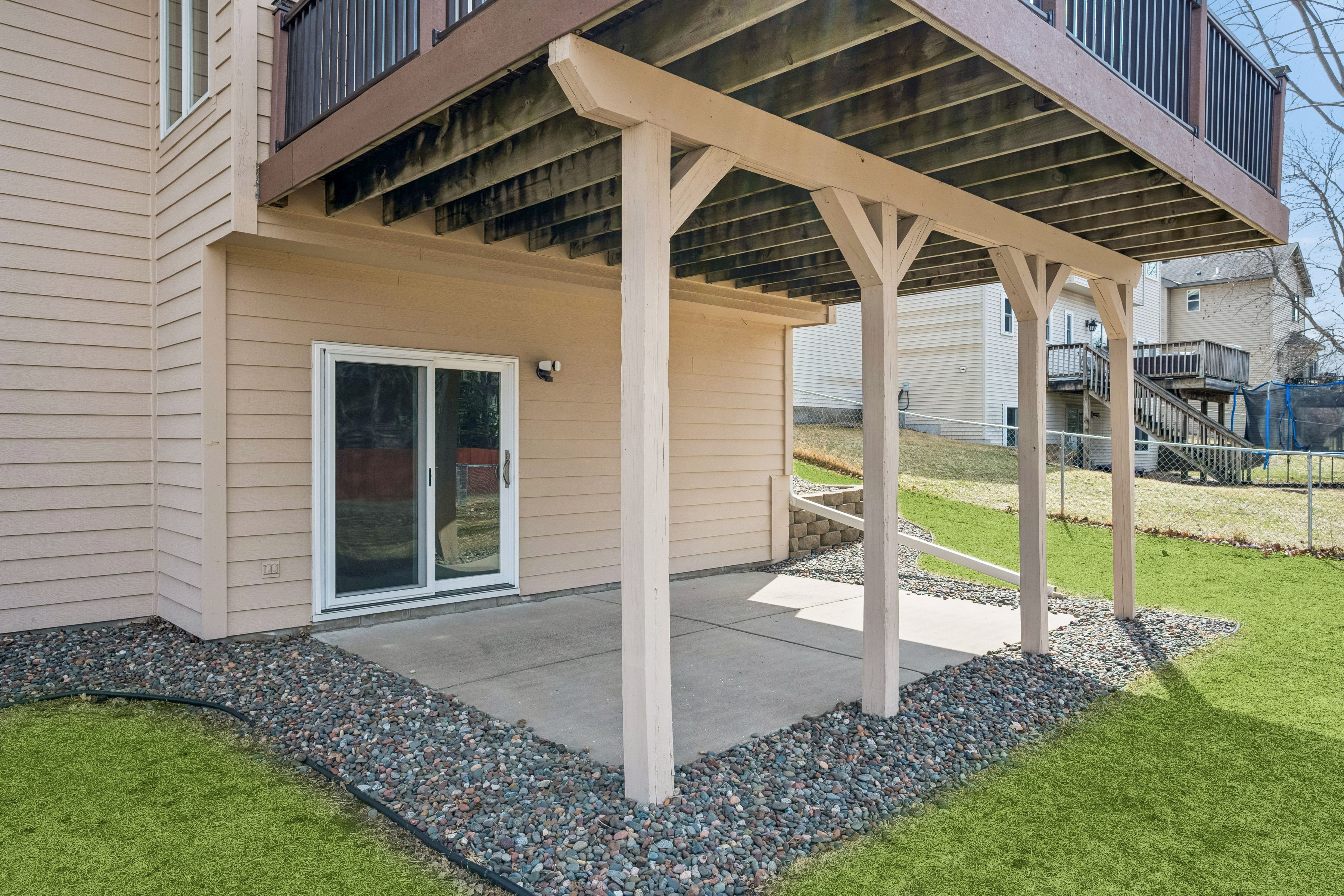  Beautifully Updated River’s Bend Retreat - 物件實景