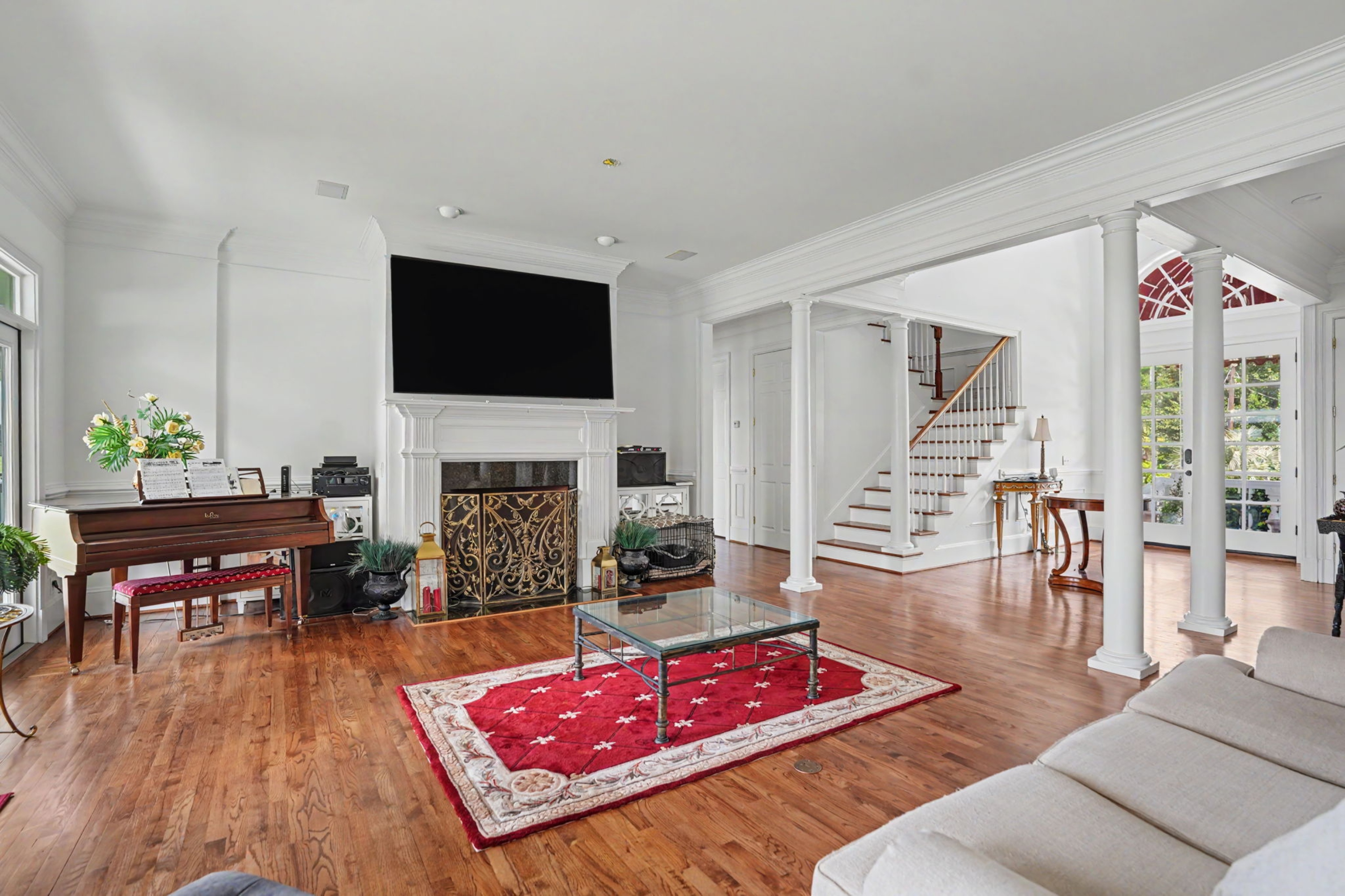  9657 Whitefield Avenue - 物件實景