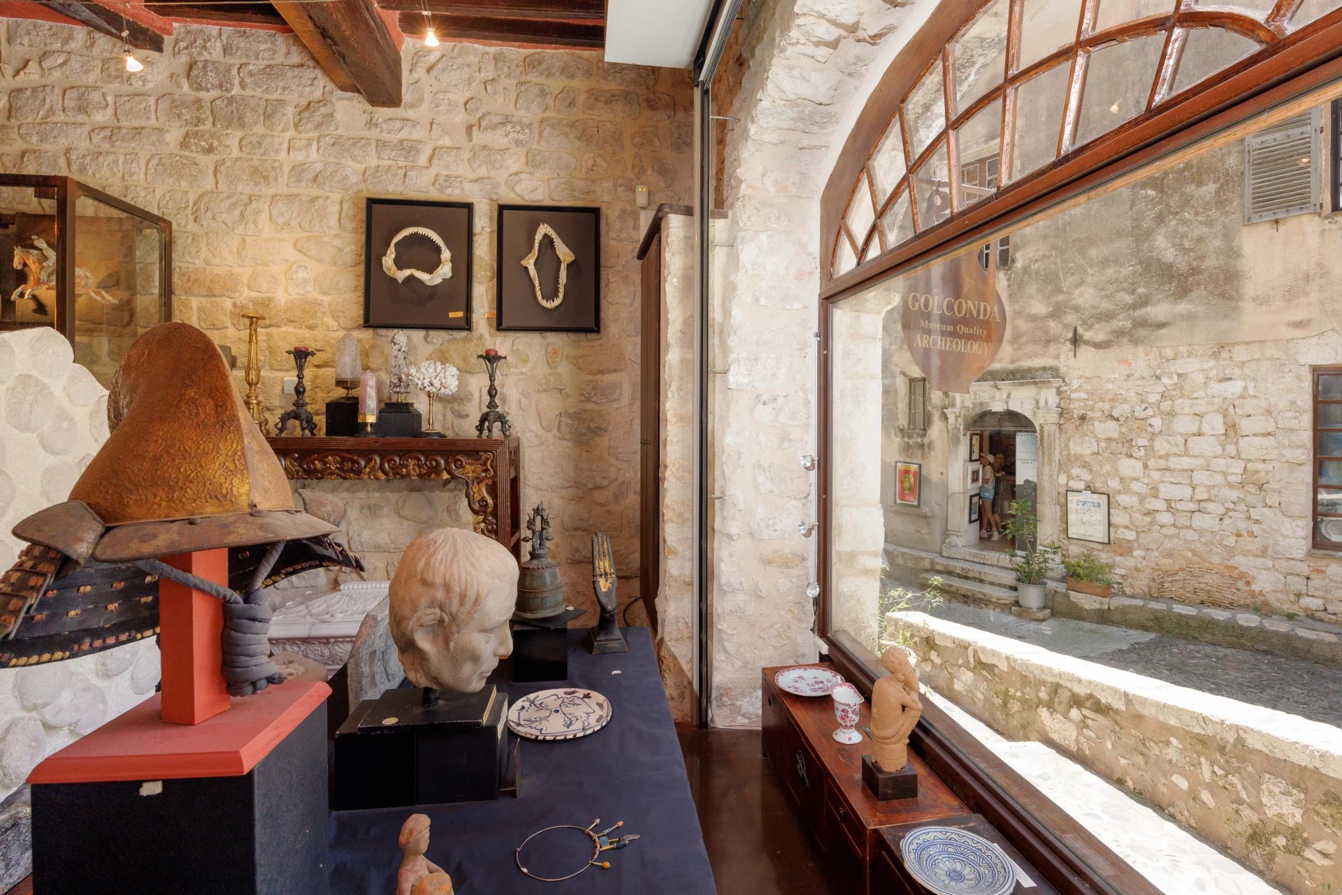 Saint-Paul-de-Vence, Provence-Alpes-Côte d’Azur, 06570, FR, 2 Bedrooms Bedrooms, ,Residential,For Sale,1826709