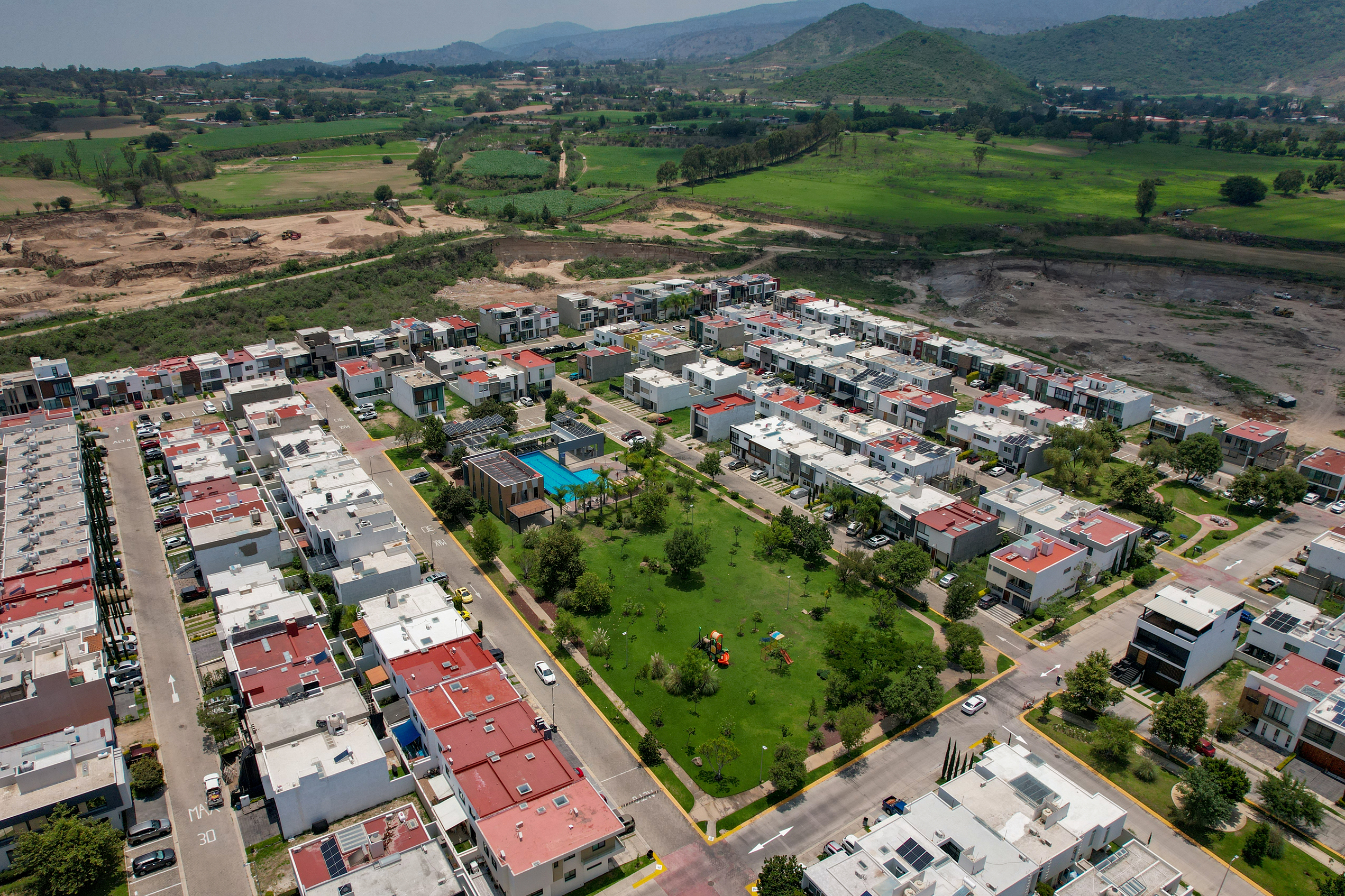  Residencia Contemporánea Coto Baluarte Casa Fuerte en Venta - 物件實景