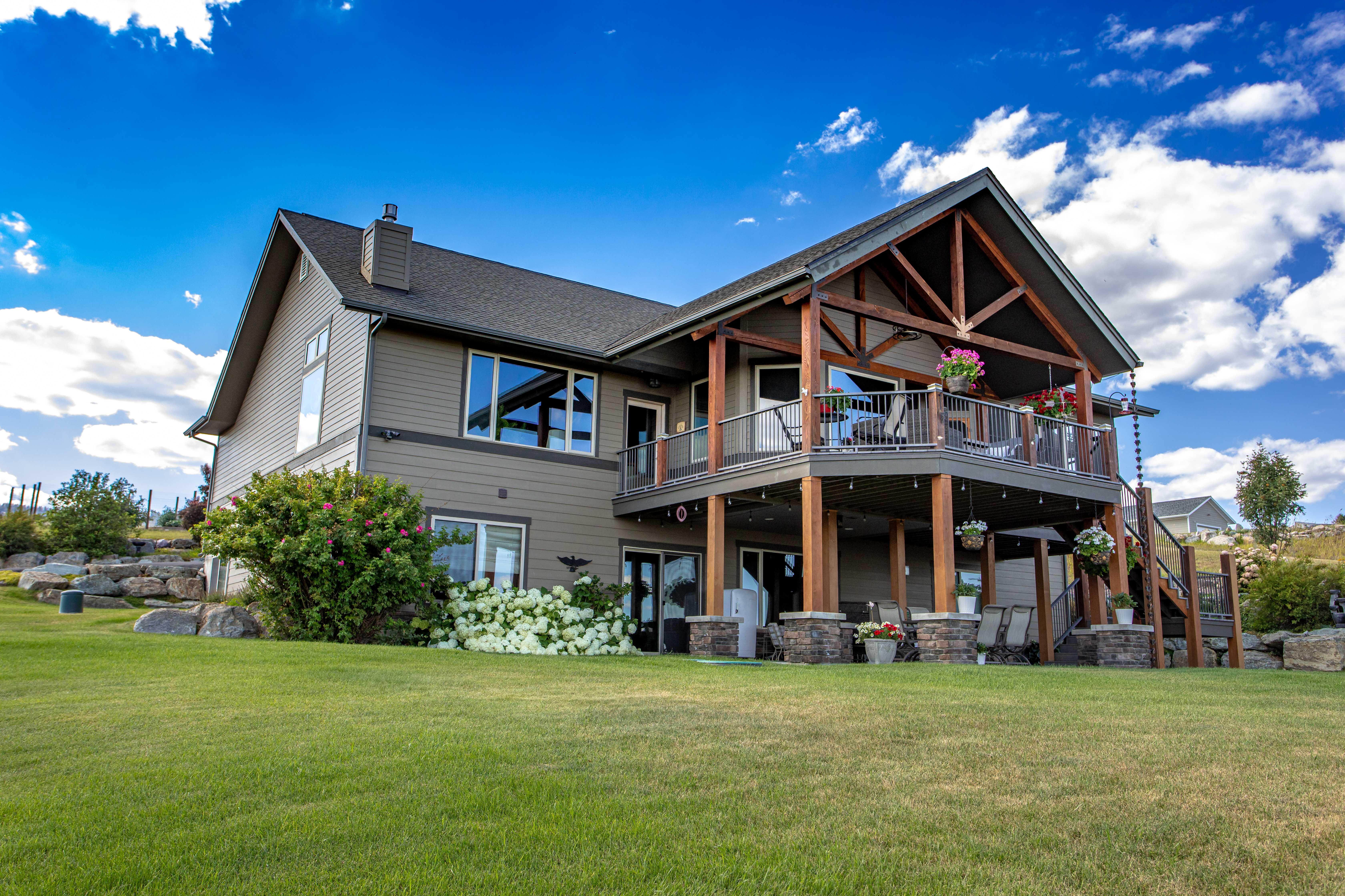 Polson, Montana, 59860, United States, 4 Bedrooms Bedrooms, ,4 BathroomsBathrooms,Residential,For Sale,1900793