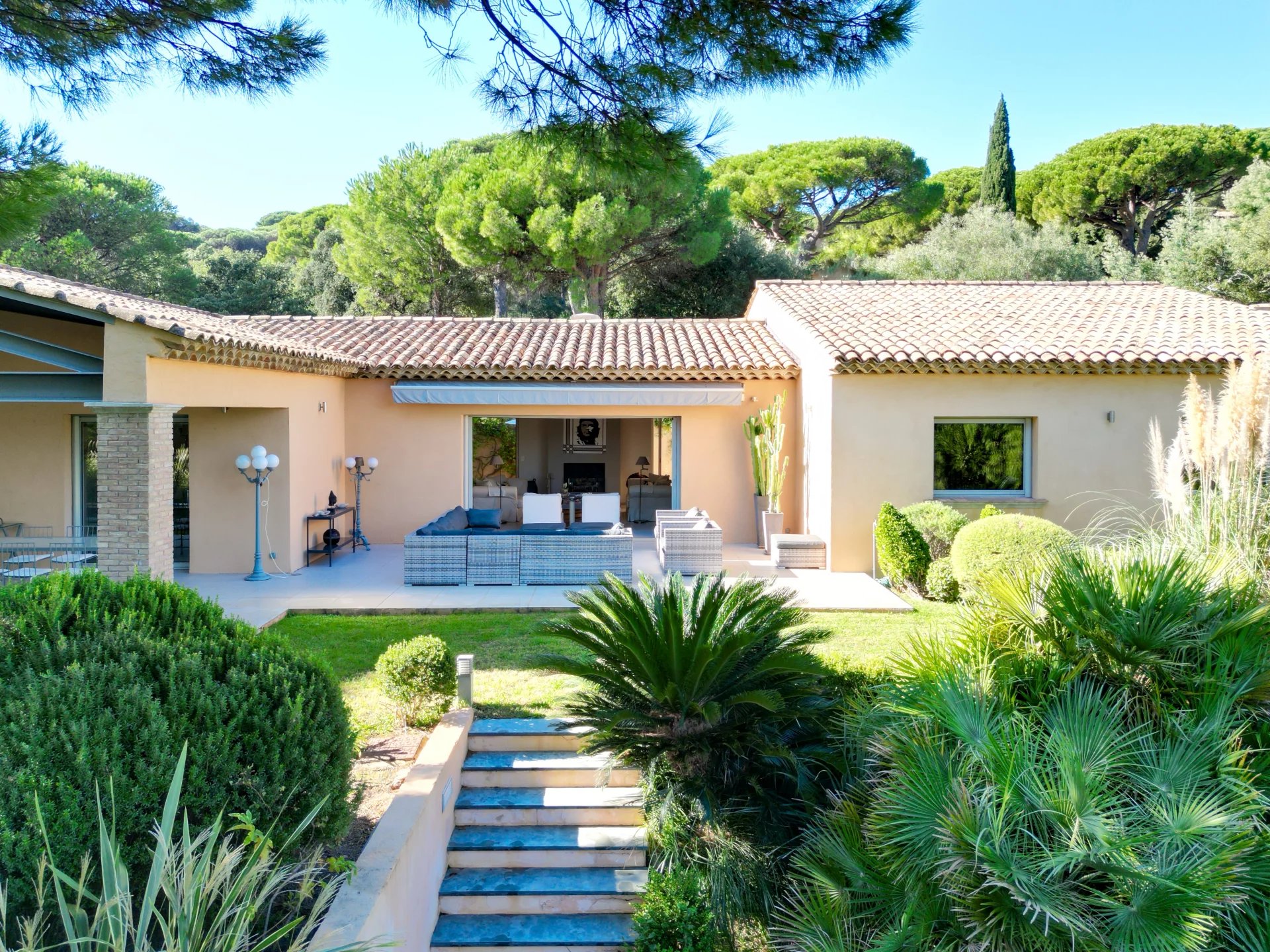 Ramatuelle, Provence-Alpes-Côte d’Azur, 83350, FR, 3 Bedrooms Bedrooms, ,Residential,For Sale,1966676