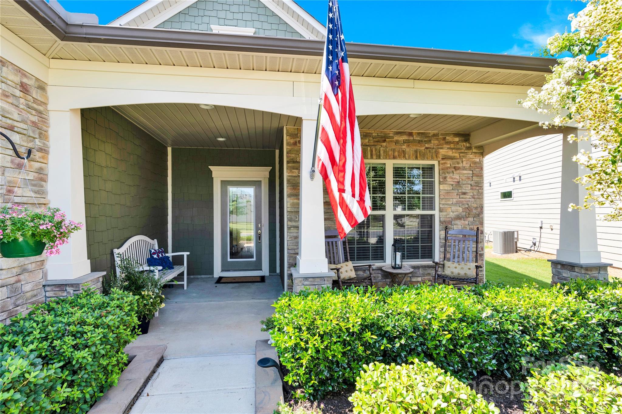Fort Mill, South Carolina, 29715, United States, 4 Bedrooms Bedrooms, ,3 BathroomsBathrooms,Residential,For Sale,1903712
