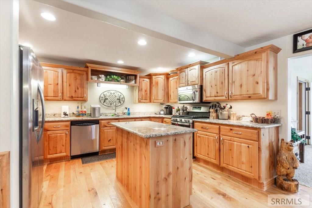 ISLAND PARK, Idaho, 83429, United States, 5 Bedrooms Bedrooms, ,5 BathroomsBathrooms,Residential,For Sale,1980298