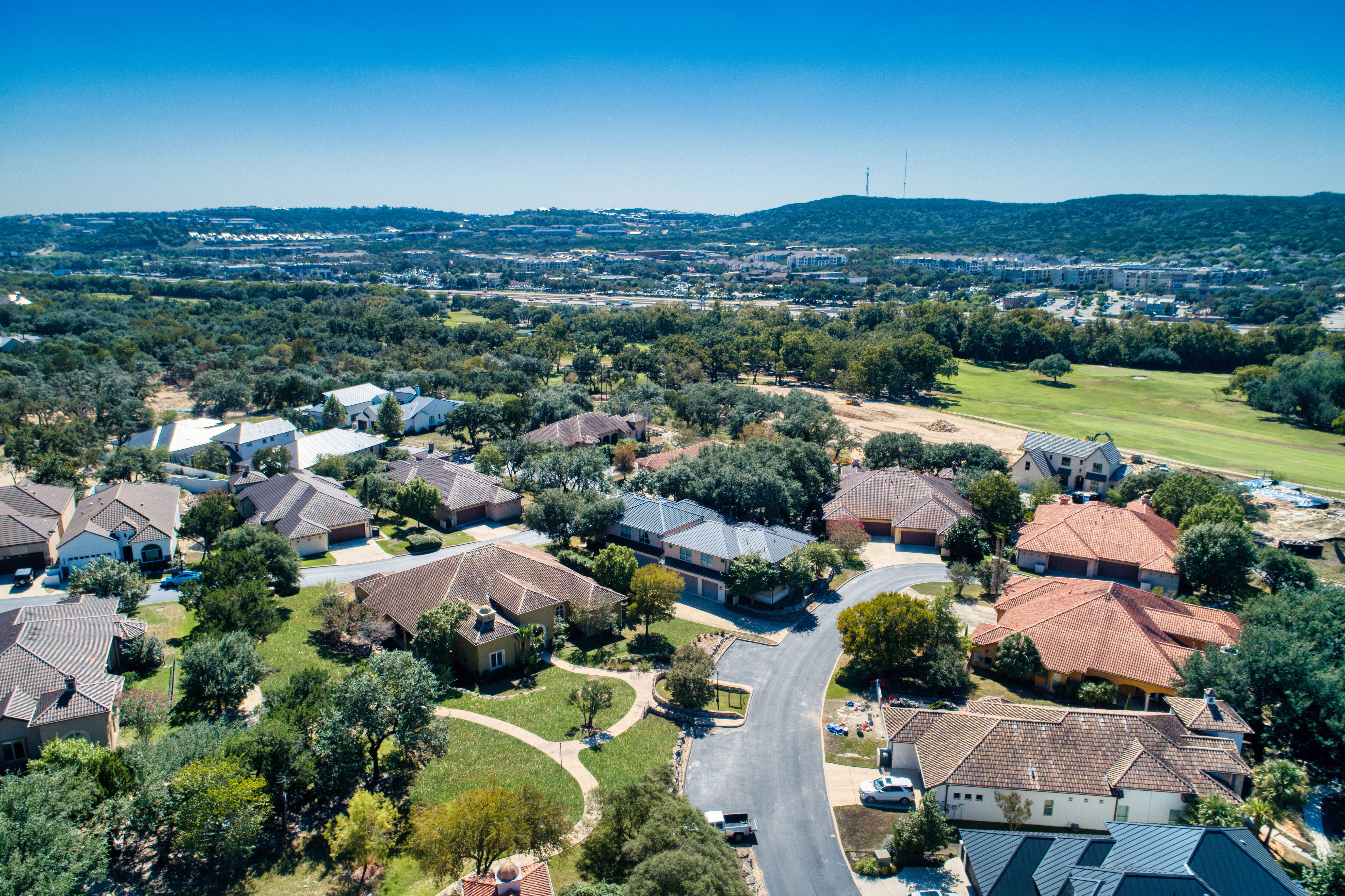  Luxury Living in Lucchese Village - 物件實景