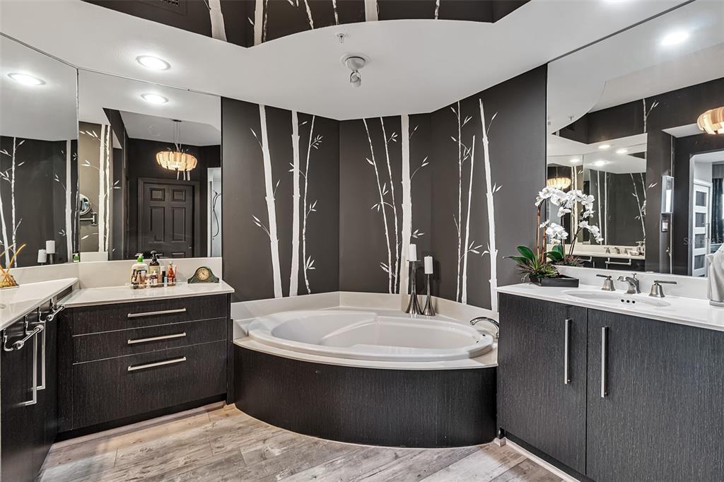 Osprey, Florida, 34229, United States, 3 Bedrooms Bedrooms, ,3 BathroomsBathrooms,Residential,For Sale,1992079