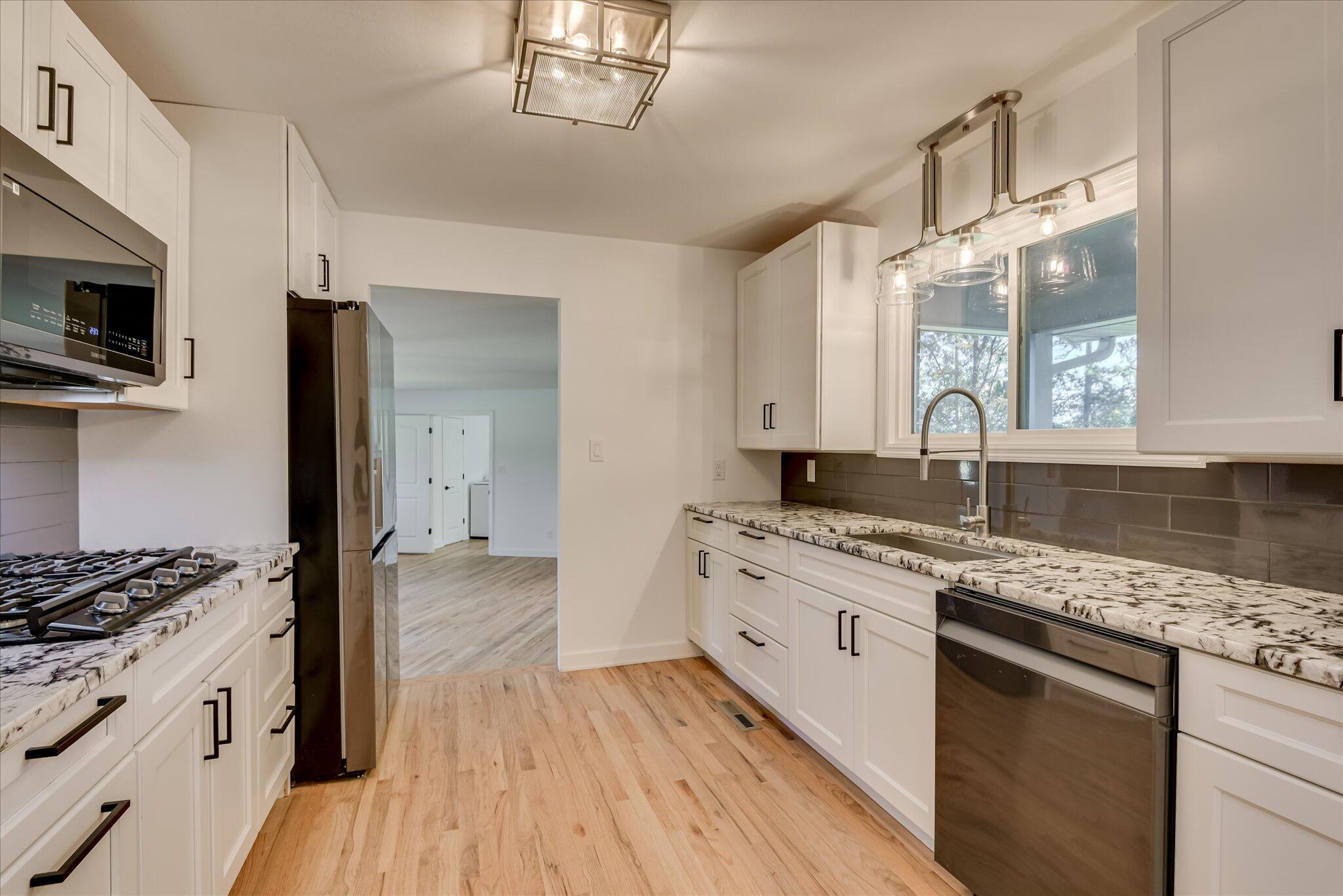 Aiken, South Carolina, 29801, United States, 4 Bedrooms Bedrooms, ,3 BathroomsBathrooms,Residential,For Sale,1992029