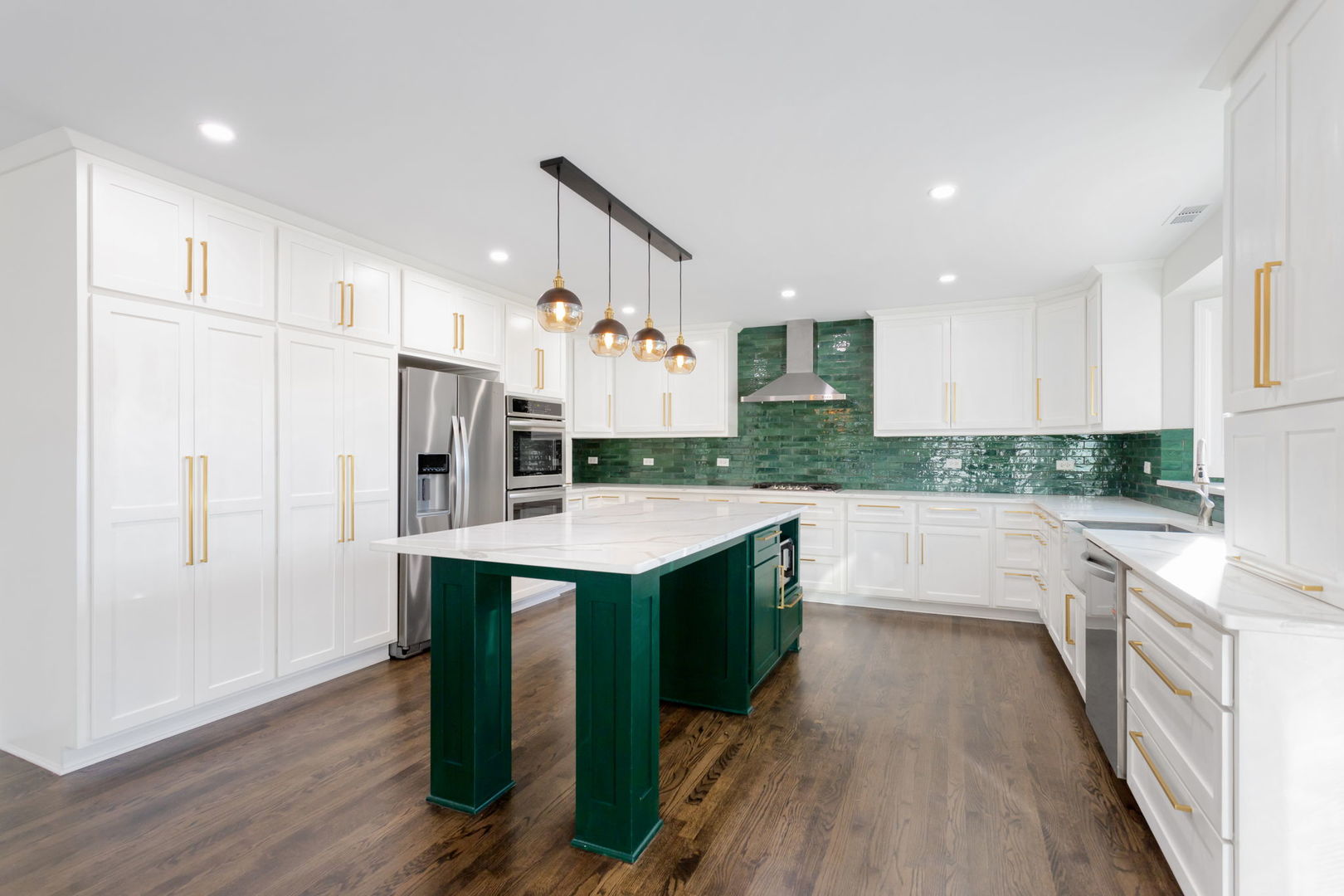 Oswego, Illinois, 60543, United States, 5 Bedrooms Bedrooms, ,4 BathroomsBathrooms,Residential,For Sale,1992870