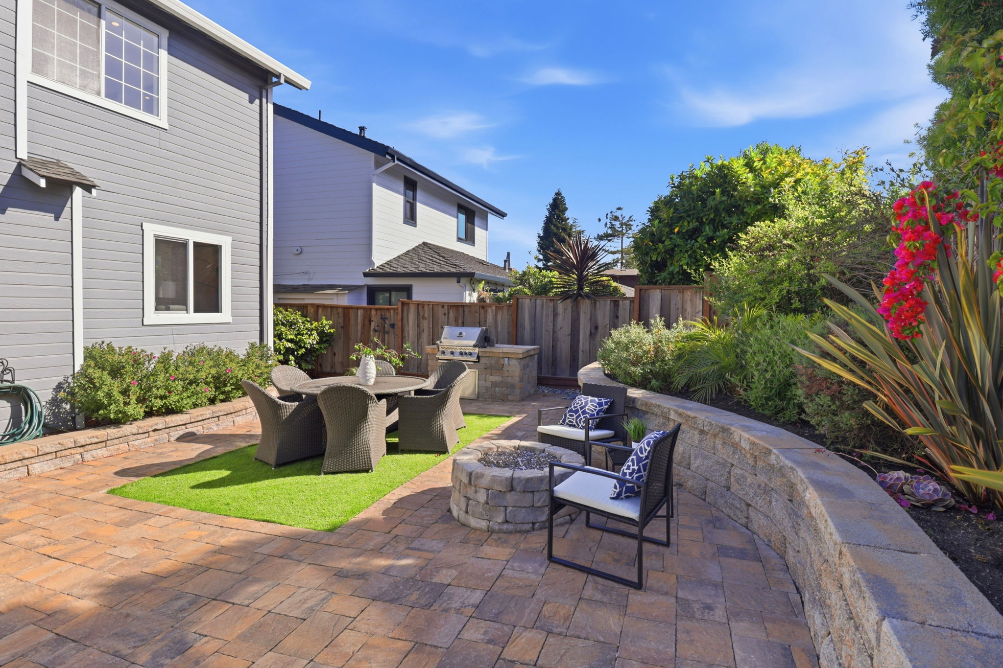  2635 Ponce Avenue, Belmont, Calfornia - 物件實景