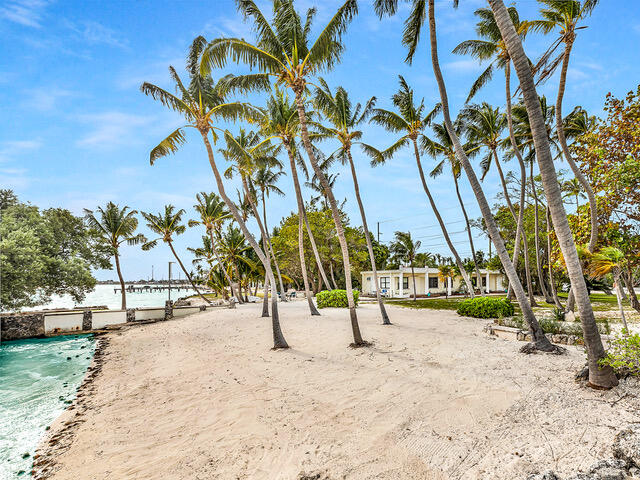 Islamorada, Florida, 33036, United States, 3 Bedrooms Bedrooms, ,3 BathroomsBathrooms,Residential,For Sale,1895165