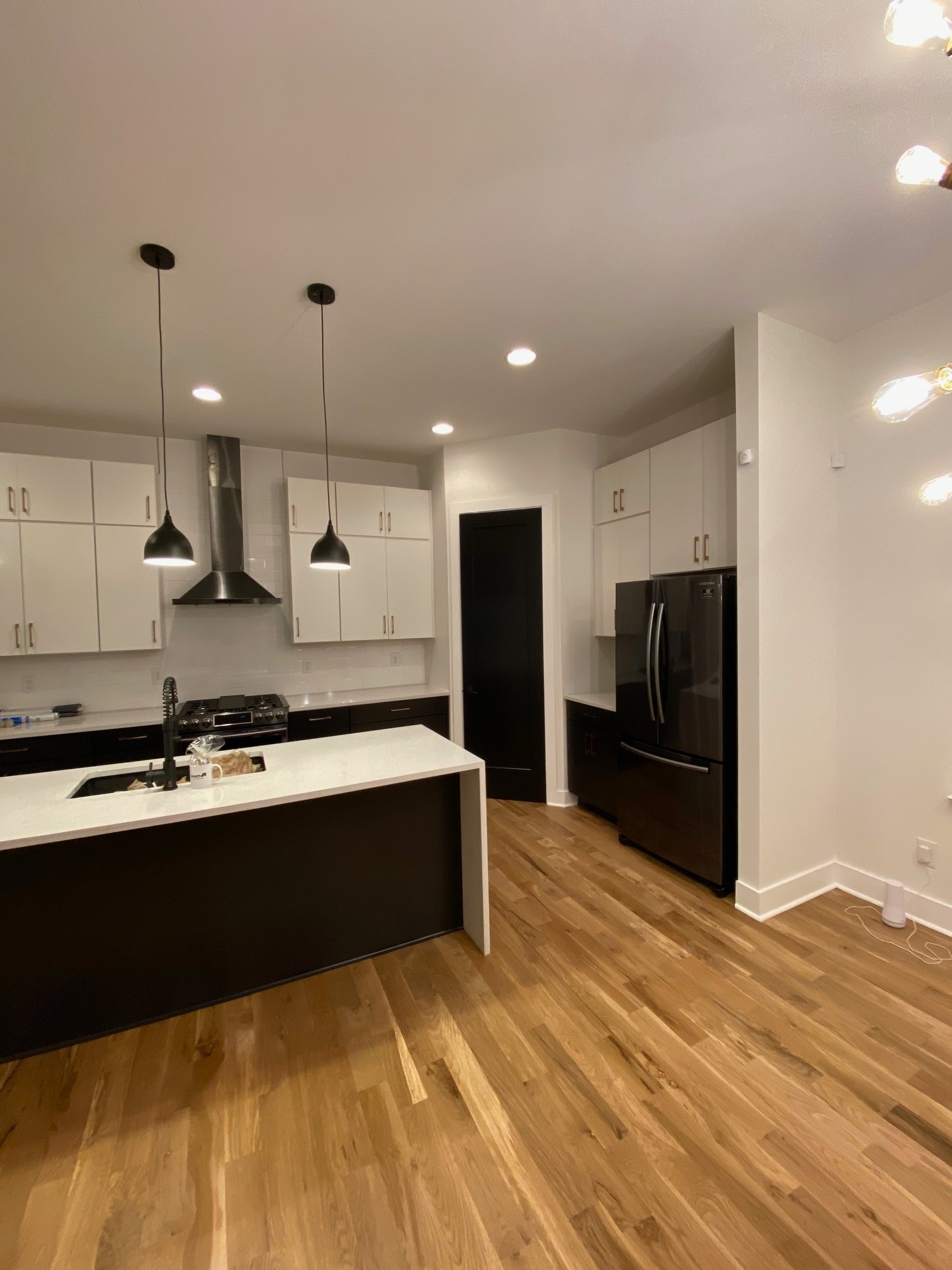 Nashville, Tennessee, 37207, United States, 4 Bedrooms Bedrooms, ,3 BathroomsBathrooms,Residential,For Sale,1921406