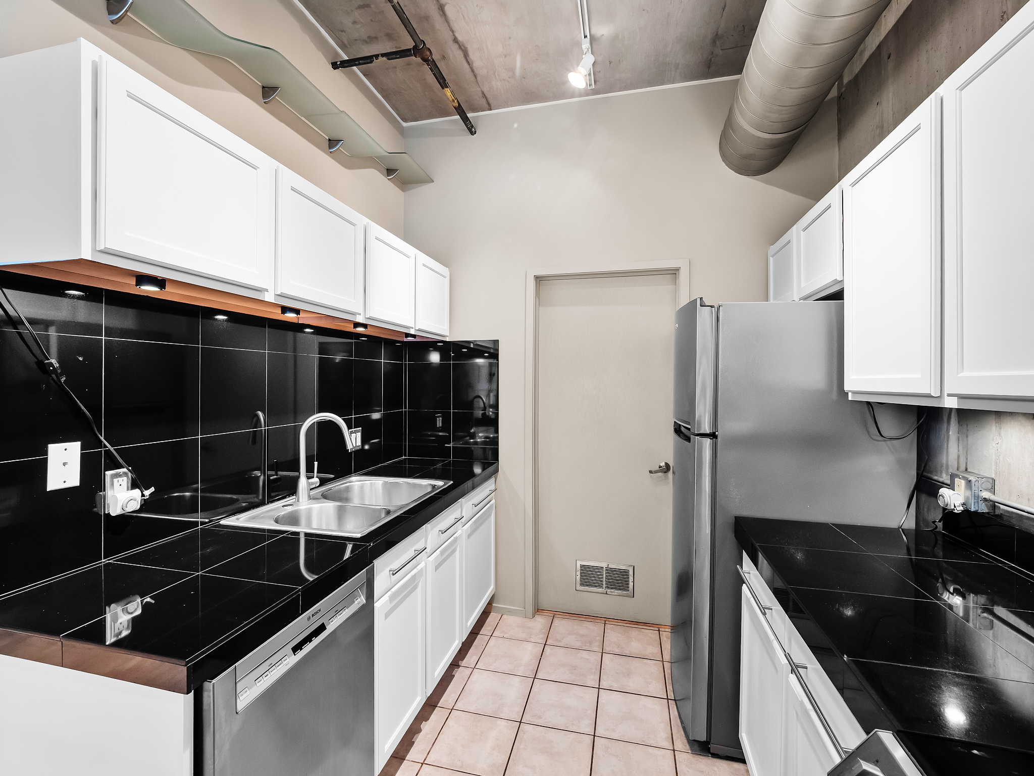  290 W 12th Avenue, Denver, CO, 80204 - 物件實景