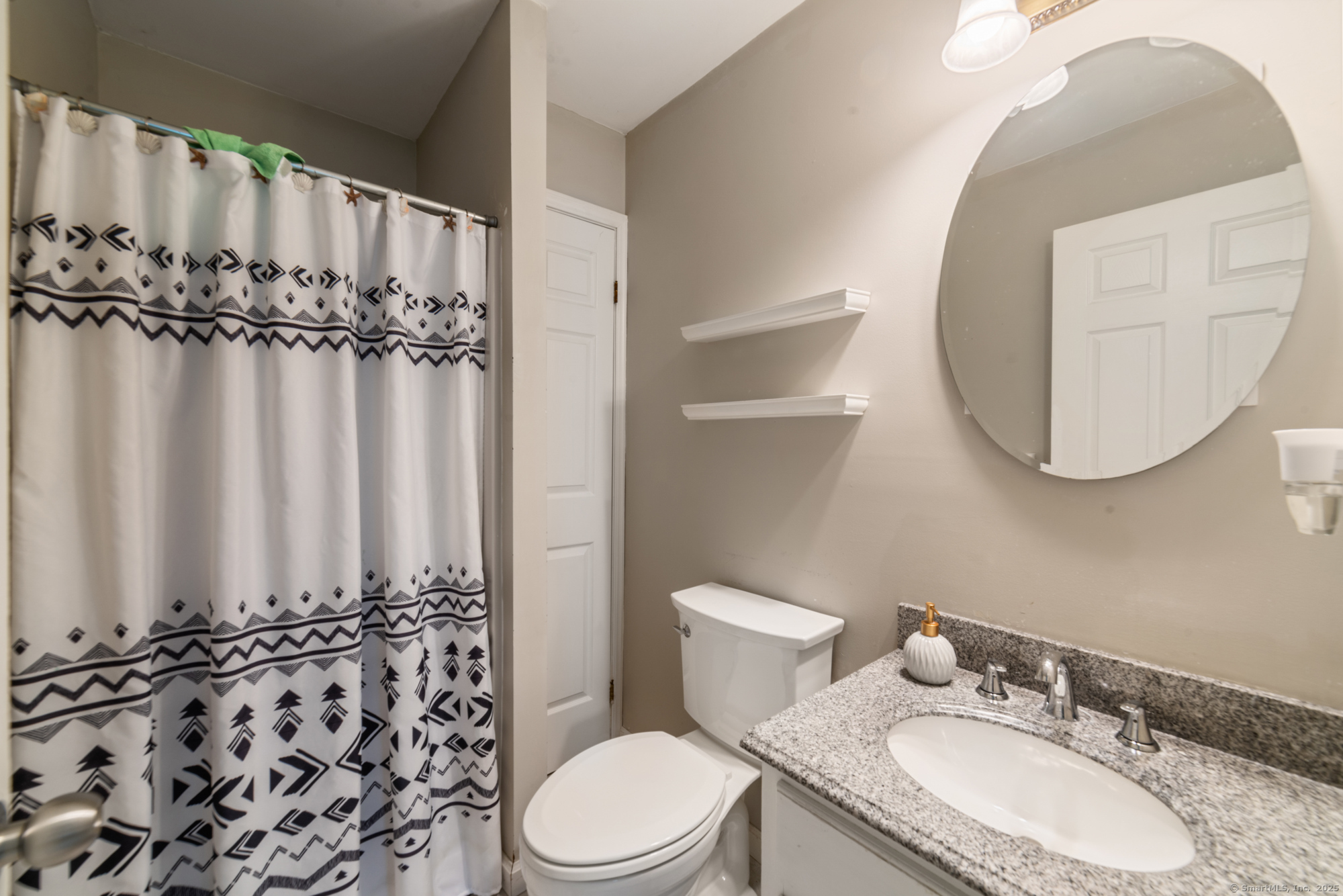 Woodbury, Connecticut, 06798, United States, 4 Bedrooms Bedrooms, ,3 BathroomsBathrooms,Residential,For Sale,1998310