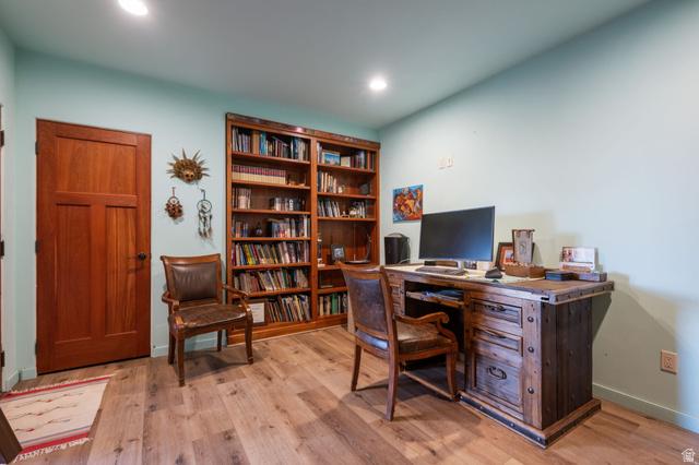 Ivins, Utah, 84738, United States, 3 Bedrooms Bedrooms, ,3 BathroomsBathrooms,Residential,For Sale,2048835