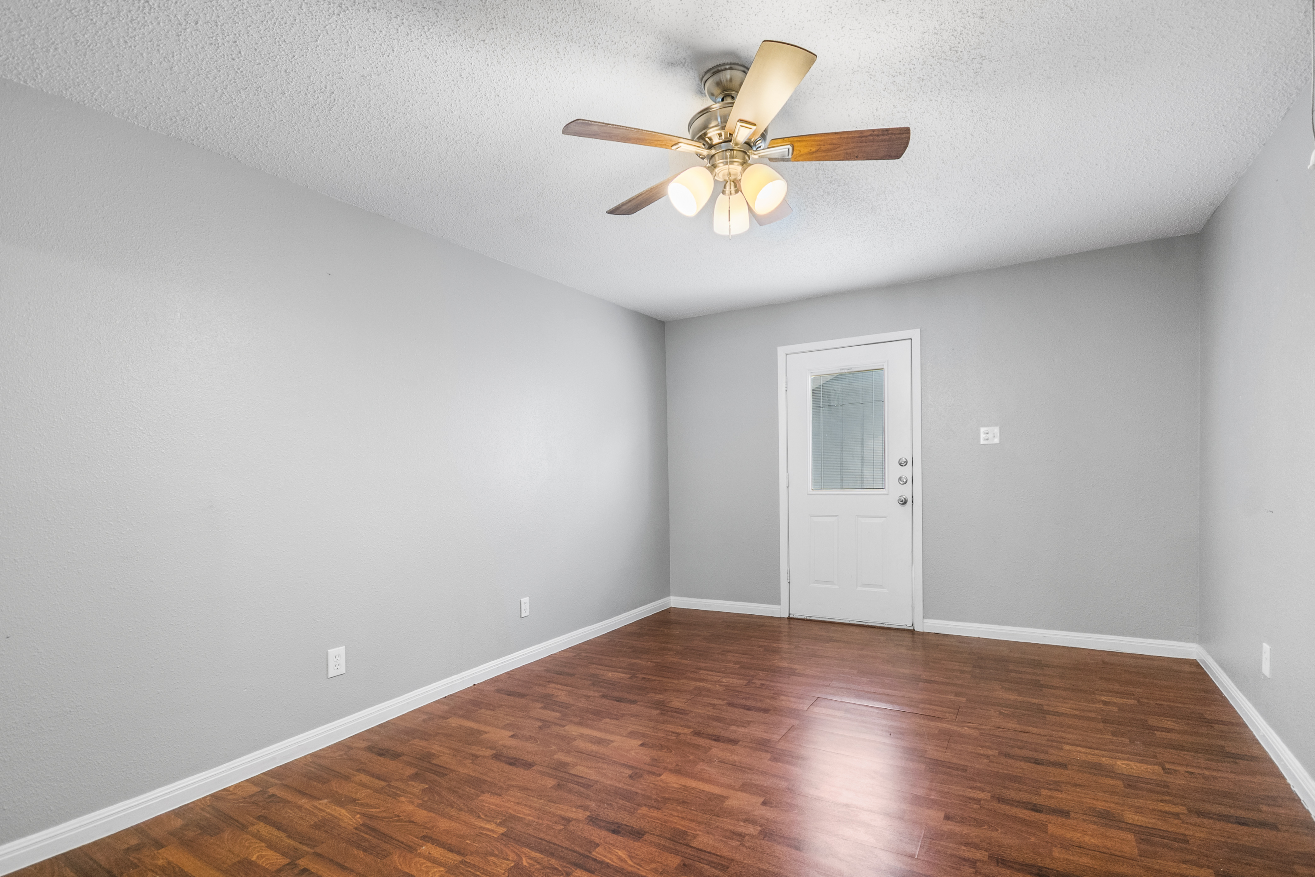  Beautiful Front Porch Views - 物件實景