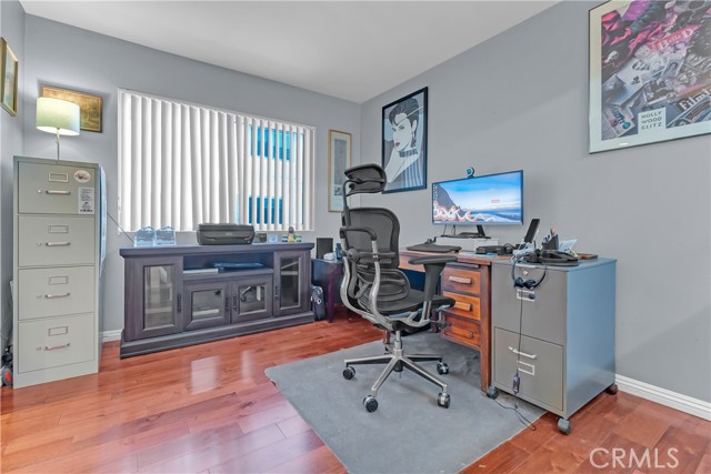 Valley Village, California, 91607, United States, 2 Bedrooms Bedrooms, ,2 BathroomsBathrooms,Residential,For Sale,1989937